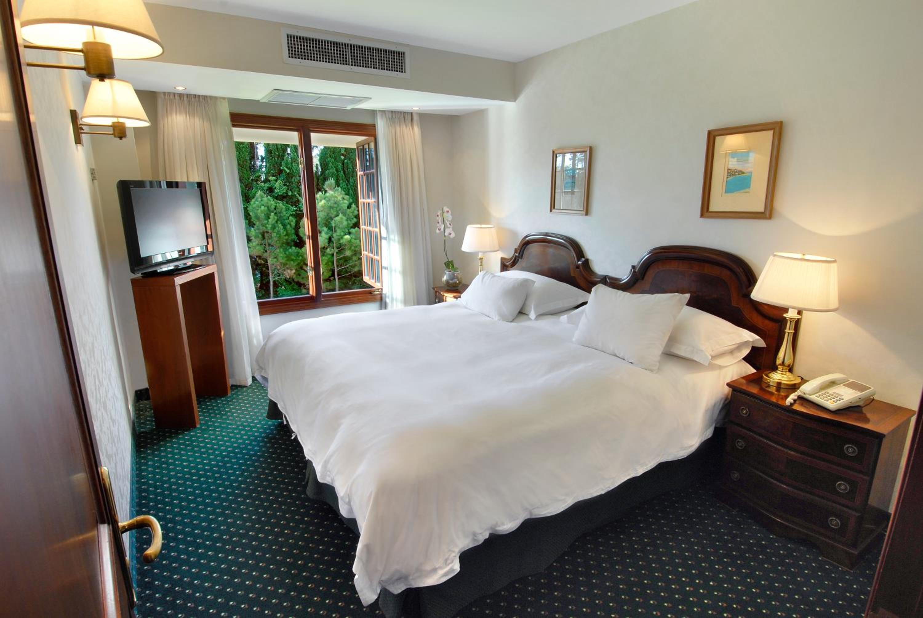 Classic Suite (3 Adults) photo 1