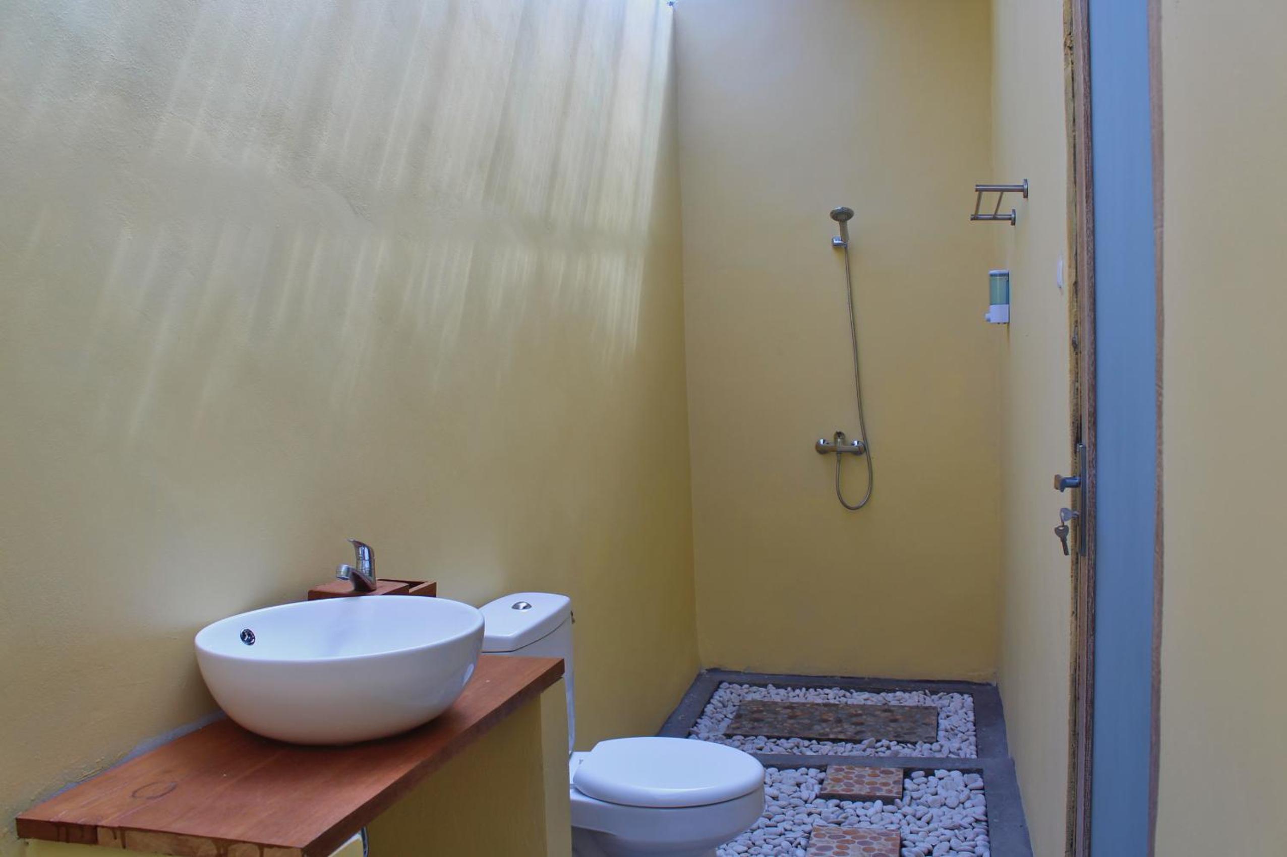 Deluxe Double Room - Photo 19