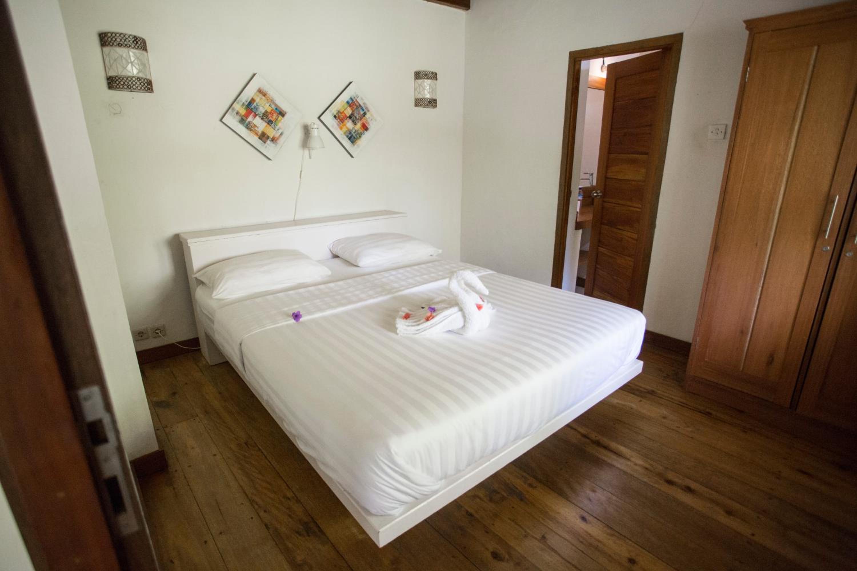 One-Bedroom Bungalow photo 1