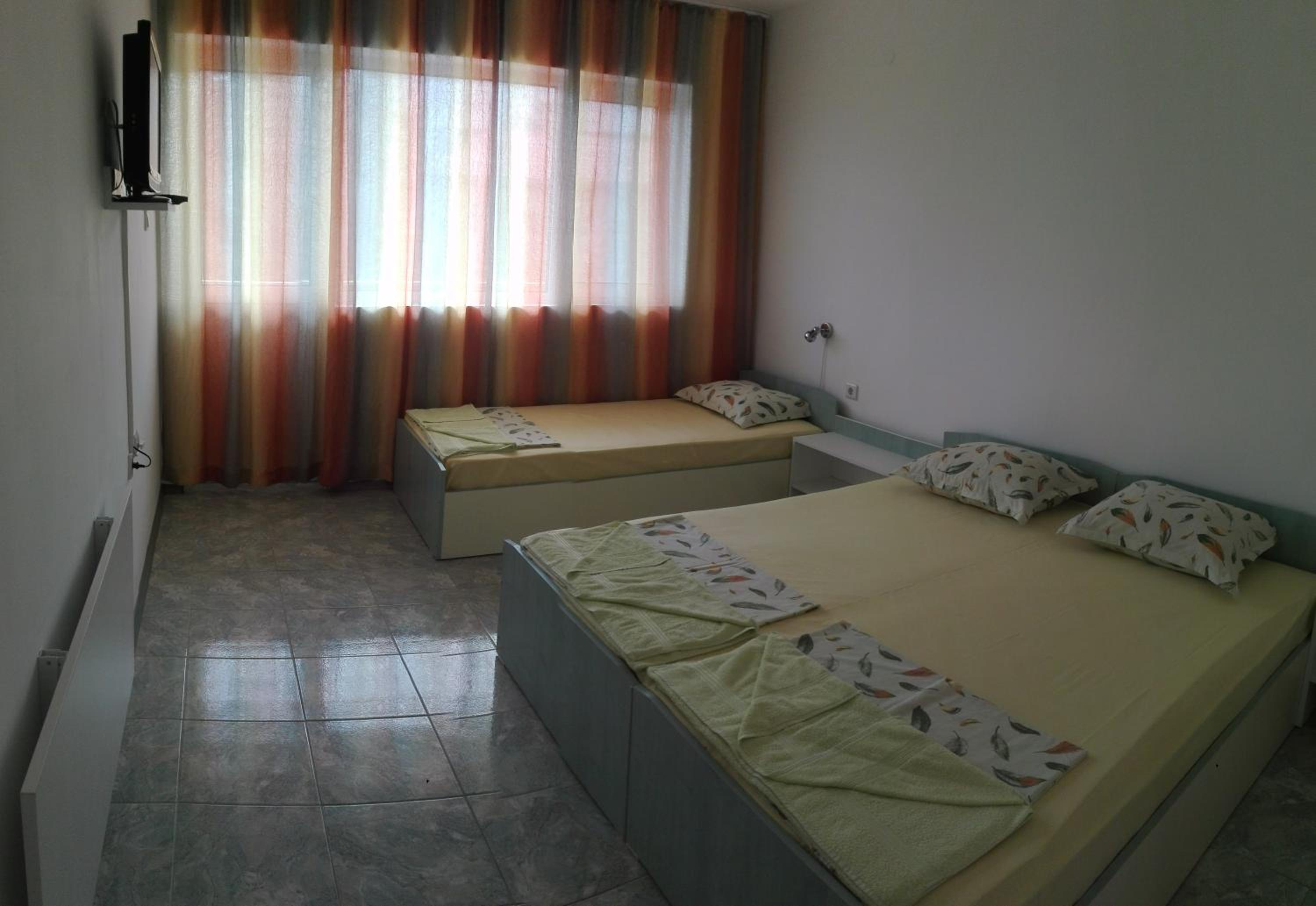 Triple Room with Terrace photo 1