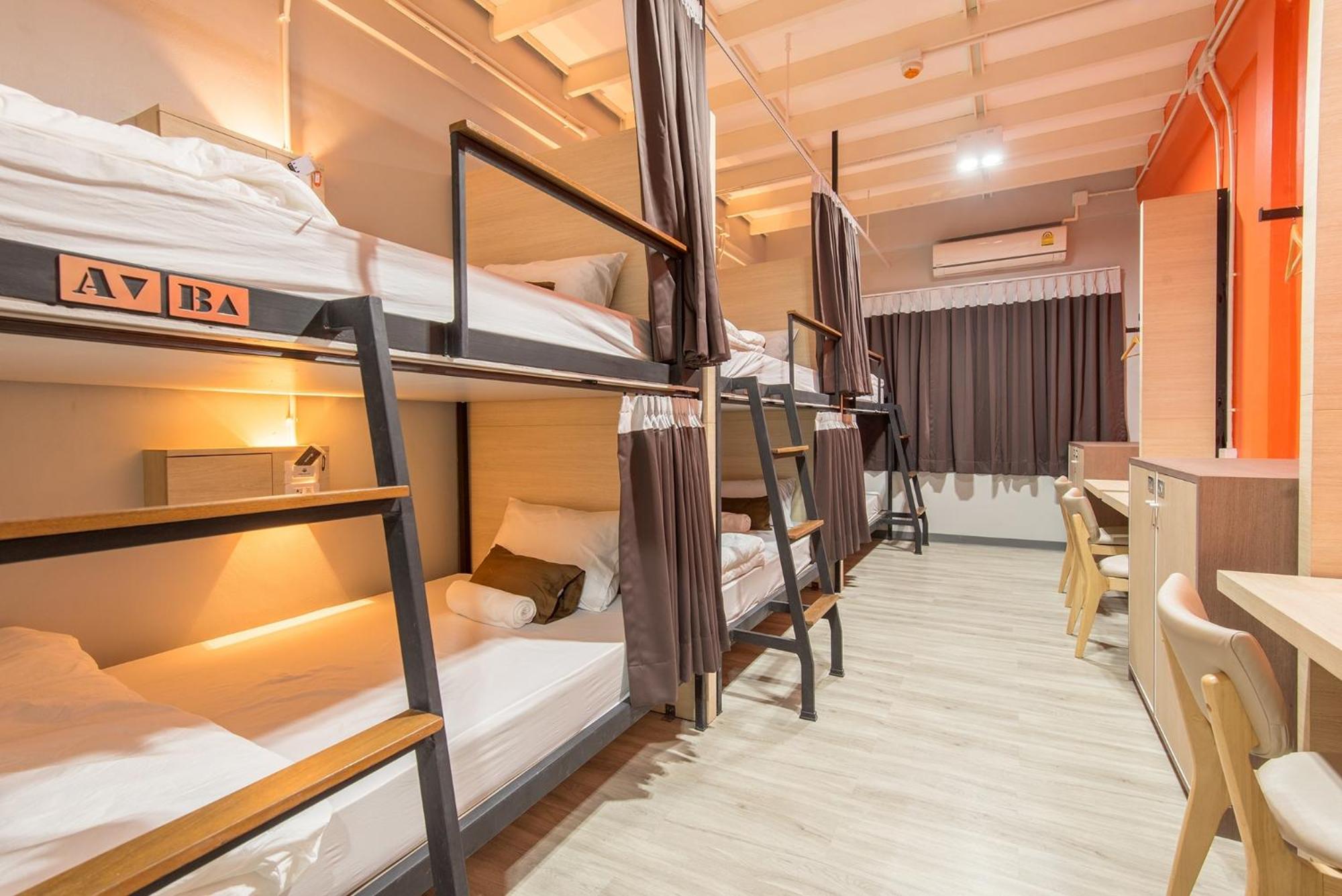 Bed in 6-Bed Female Dormitory Room photo 2