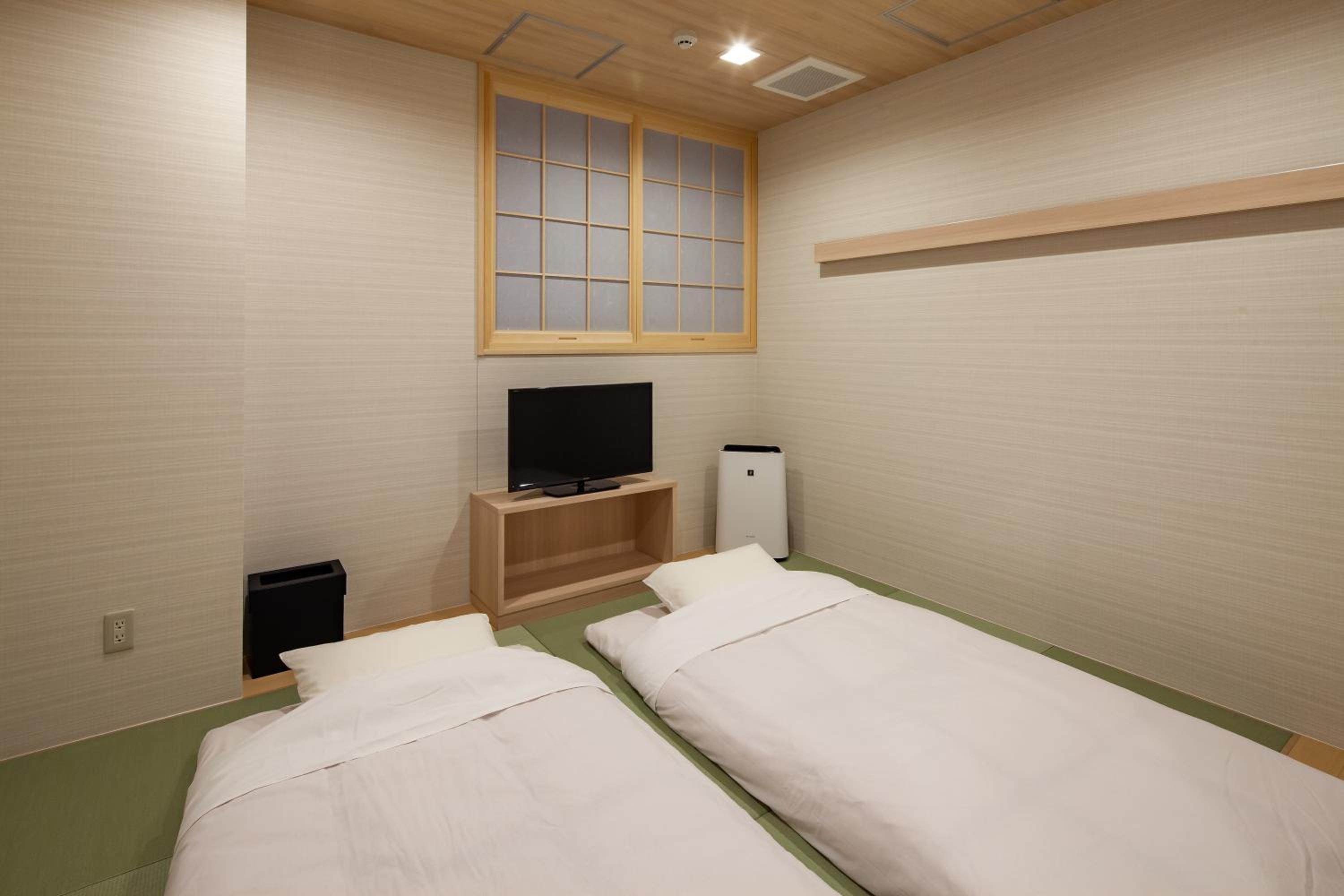 Japanese-Style Room (2 People) photo 3