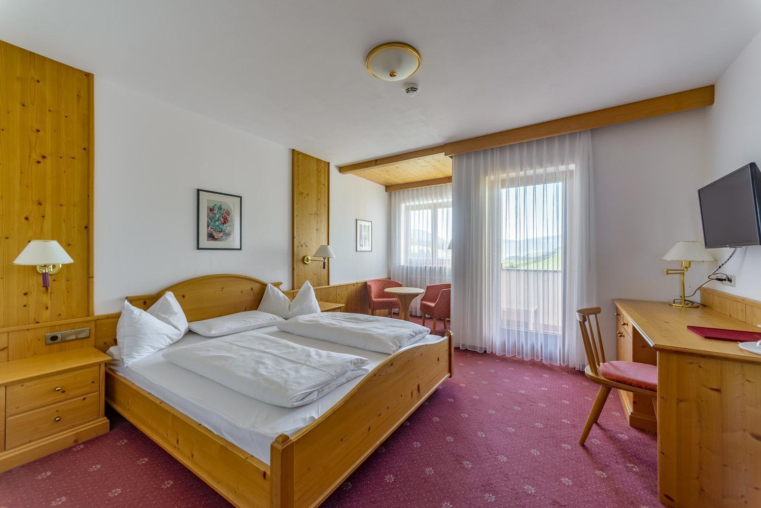 Double Room with Balcony - Photo 1