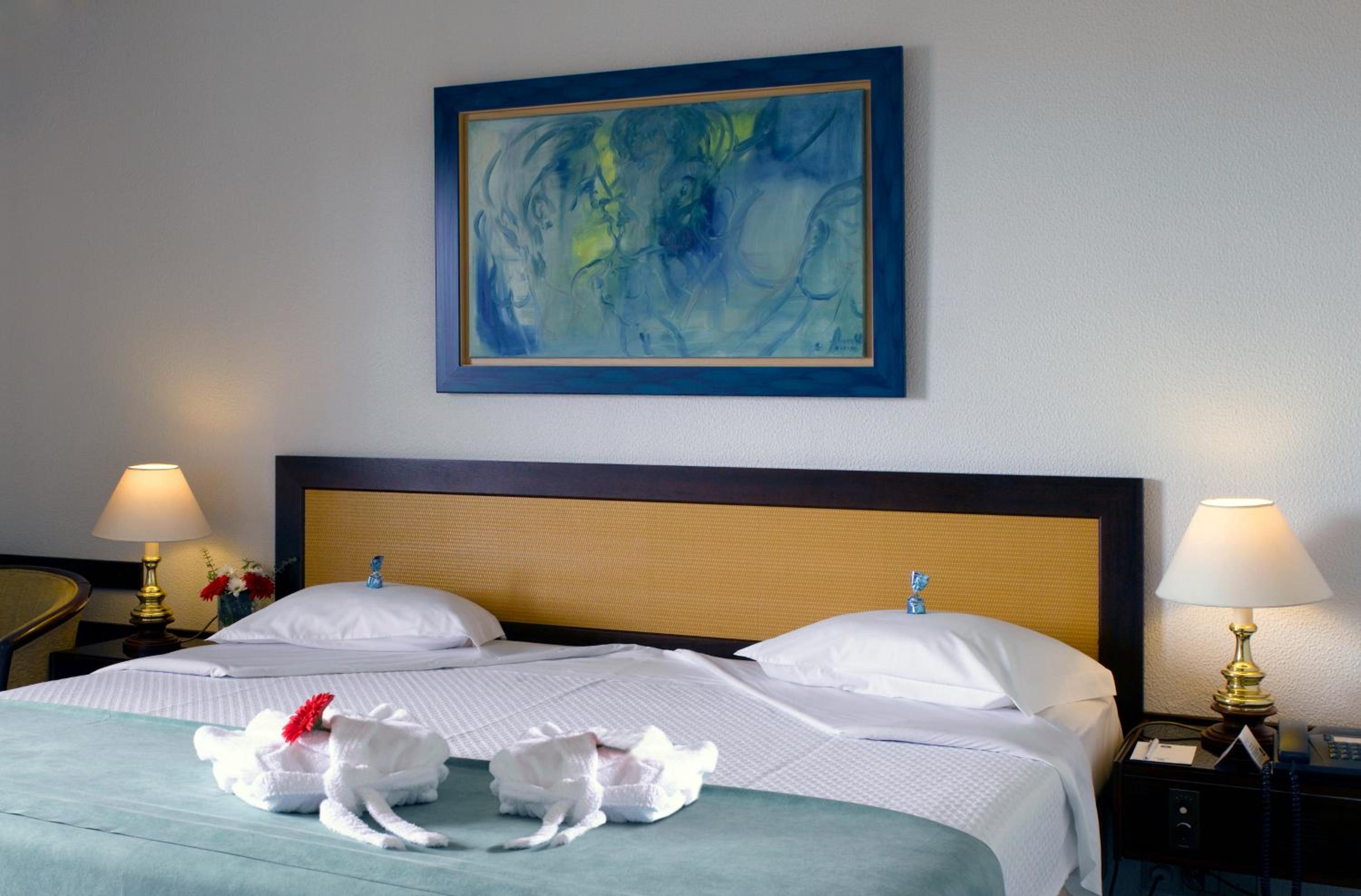 Double or Twin Room - Photo 18