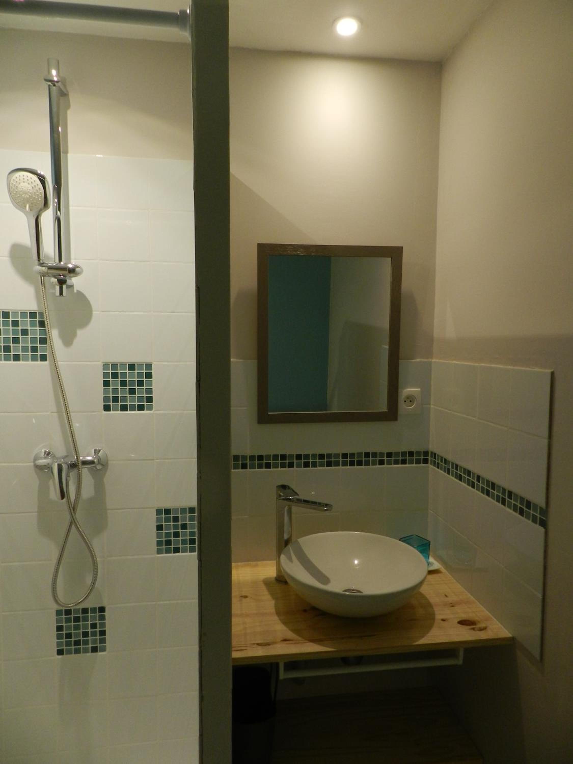 Double Room with Private Bathroom photo 3