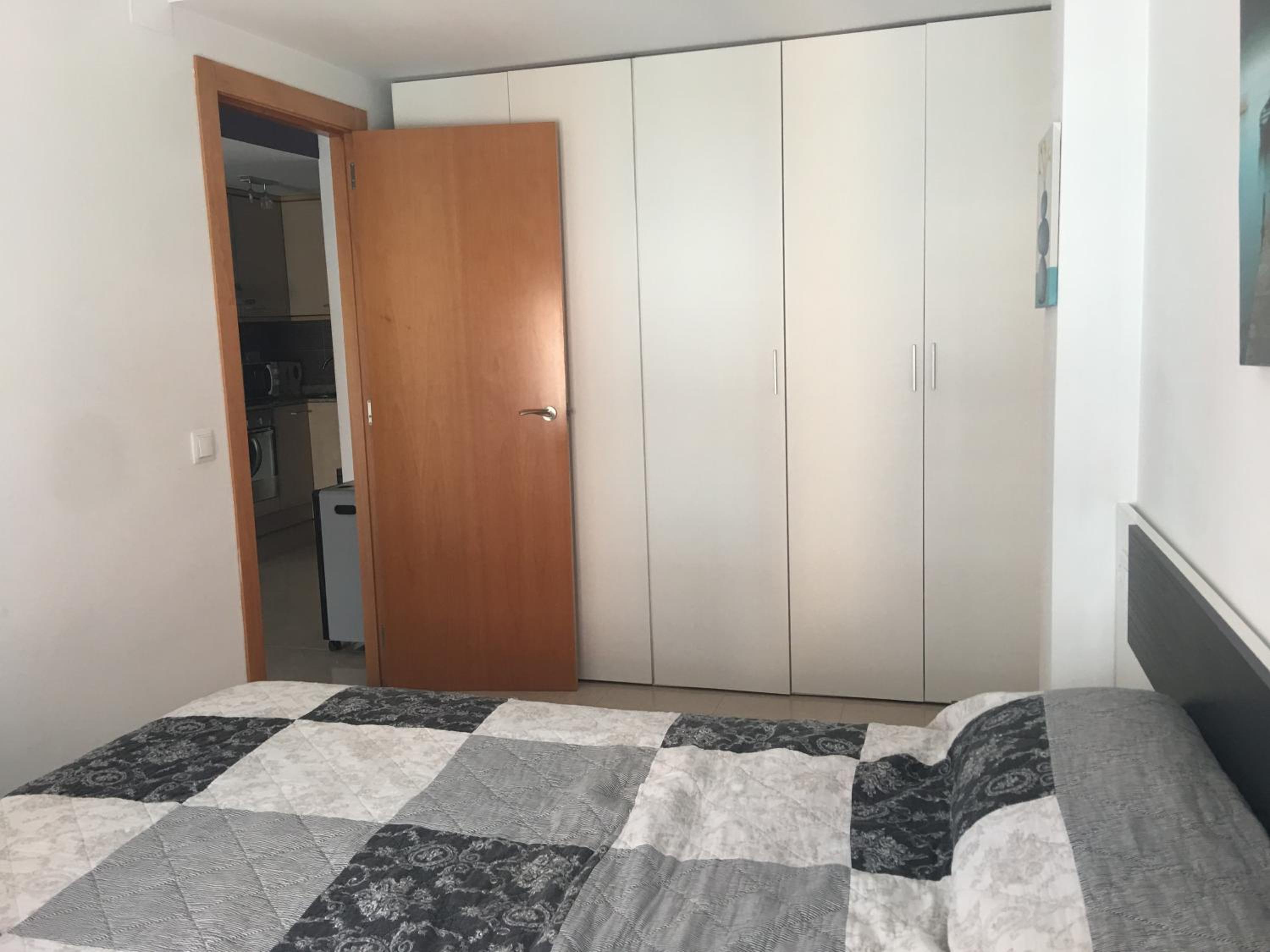 Studio Apartment photo 3
