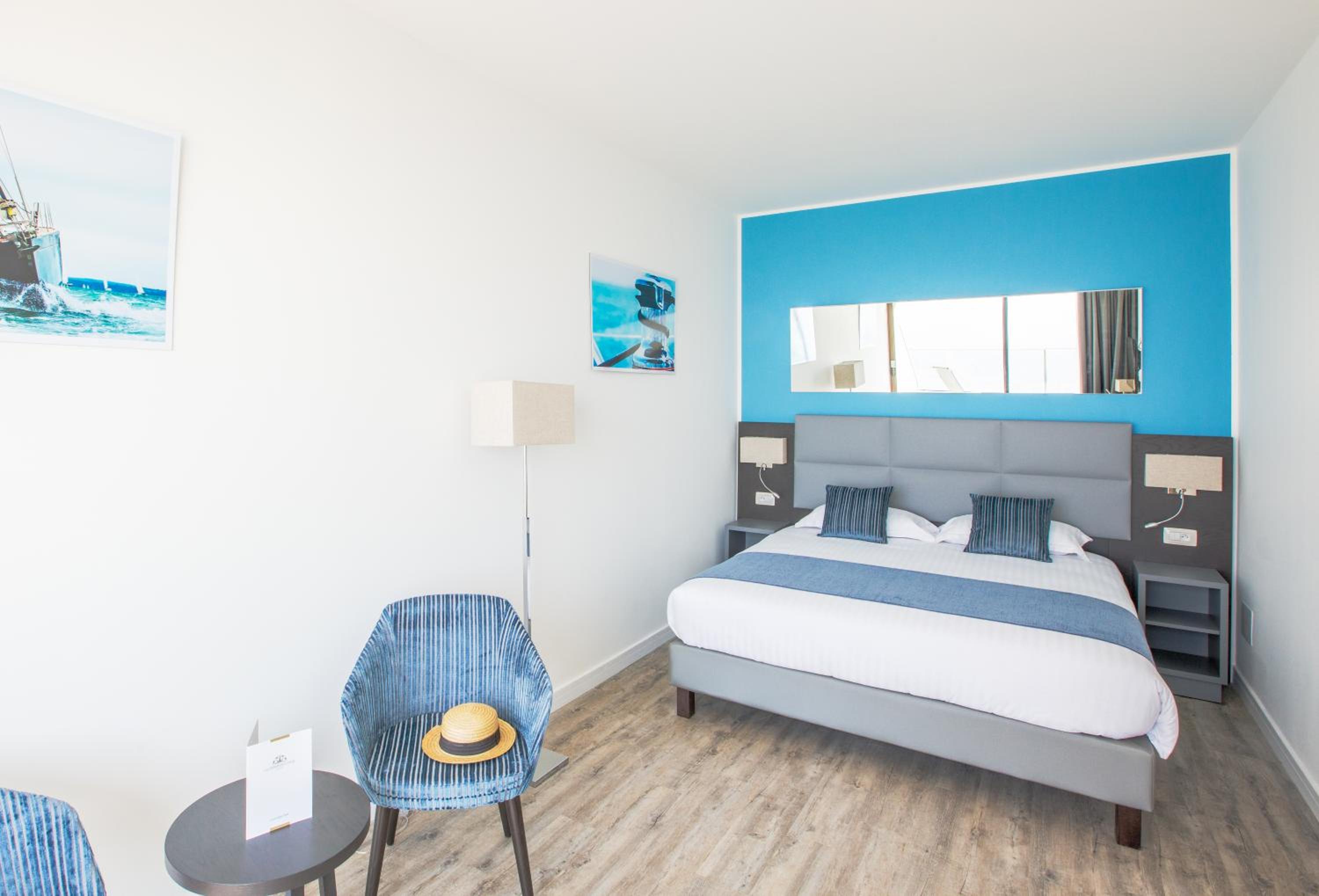Comfort Double Room with Sea View - Photo 6