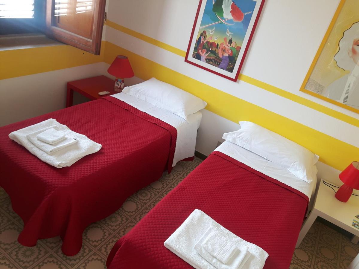 Deluxe Double or Twin Room photo 1