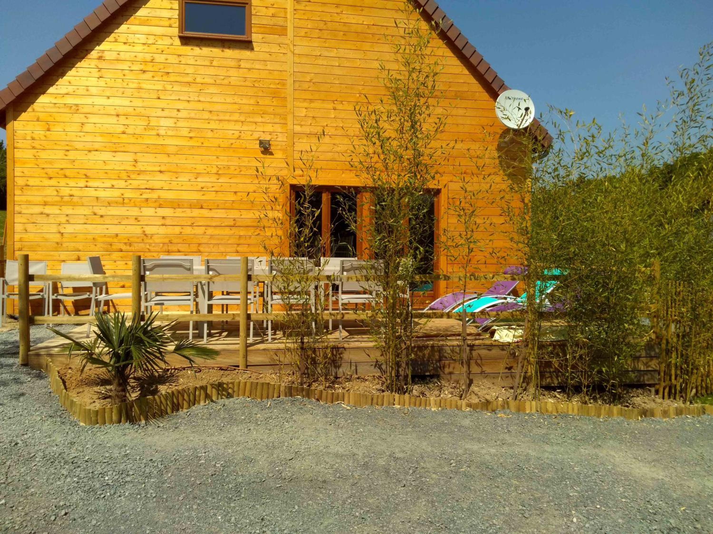 Five-Bedroom House photo 3