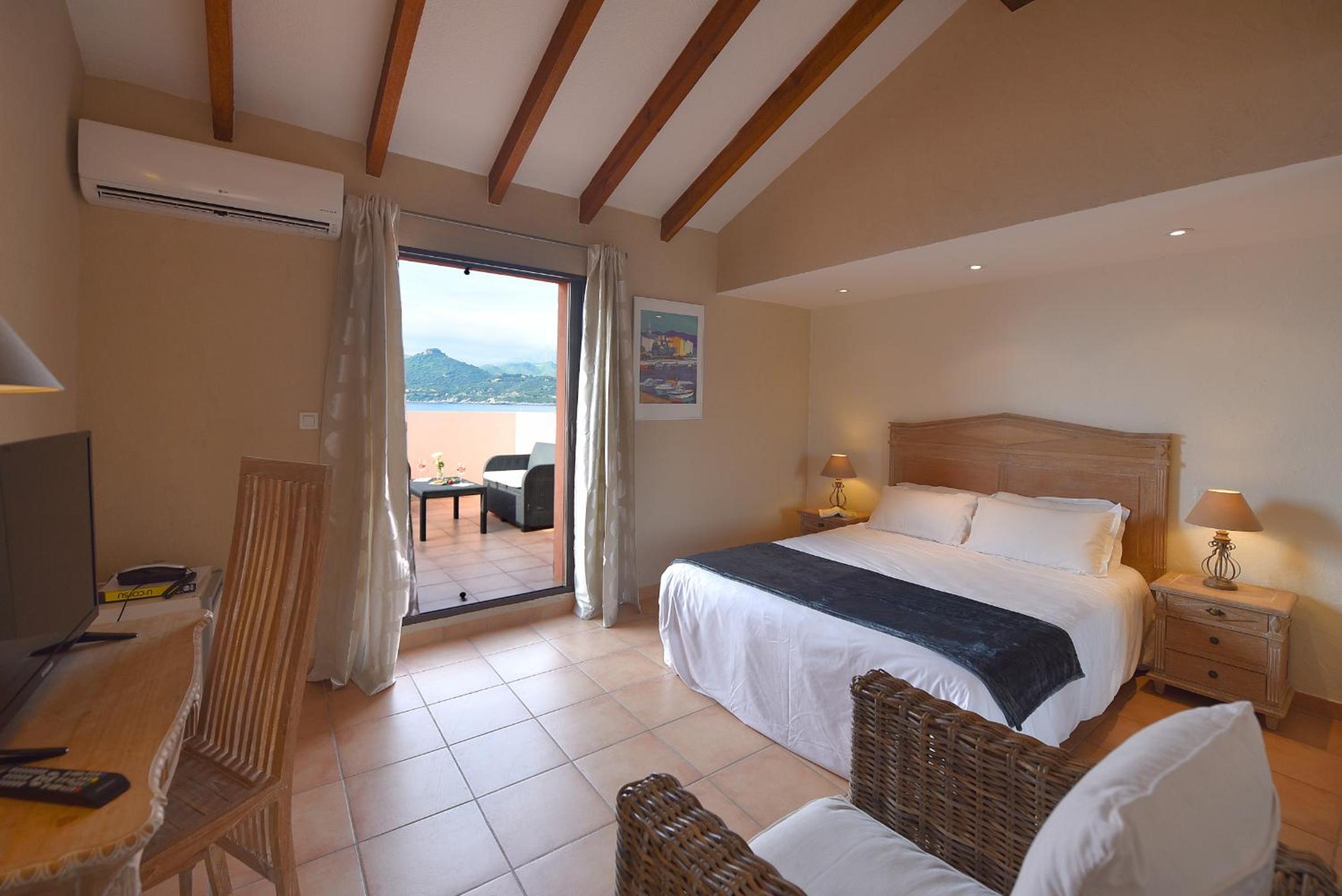 Superior Double Room Sea Side - Photo 14