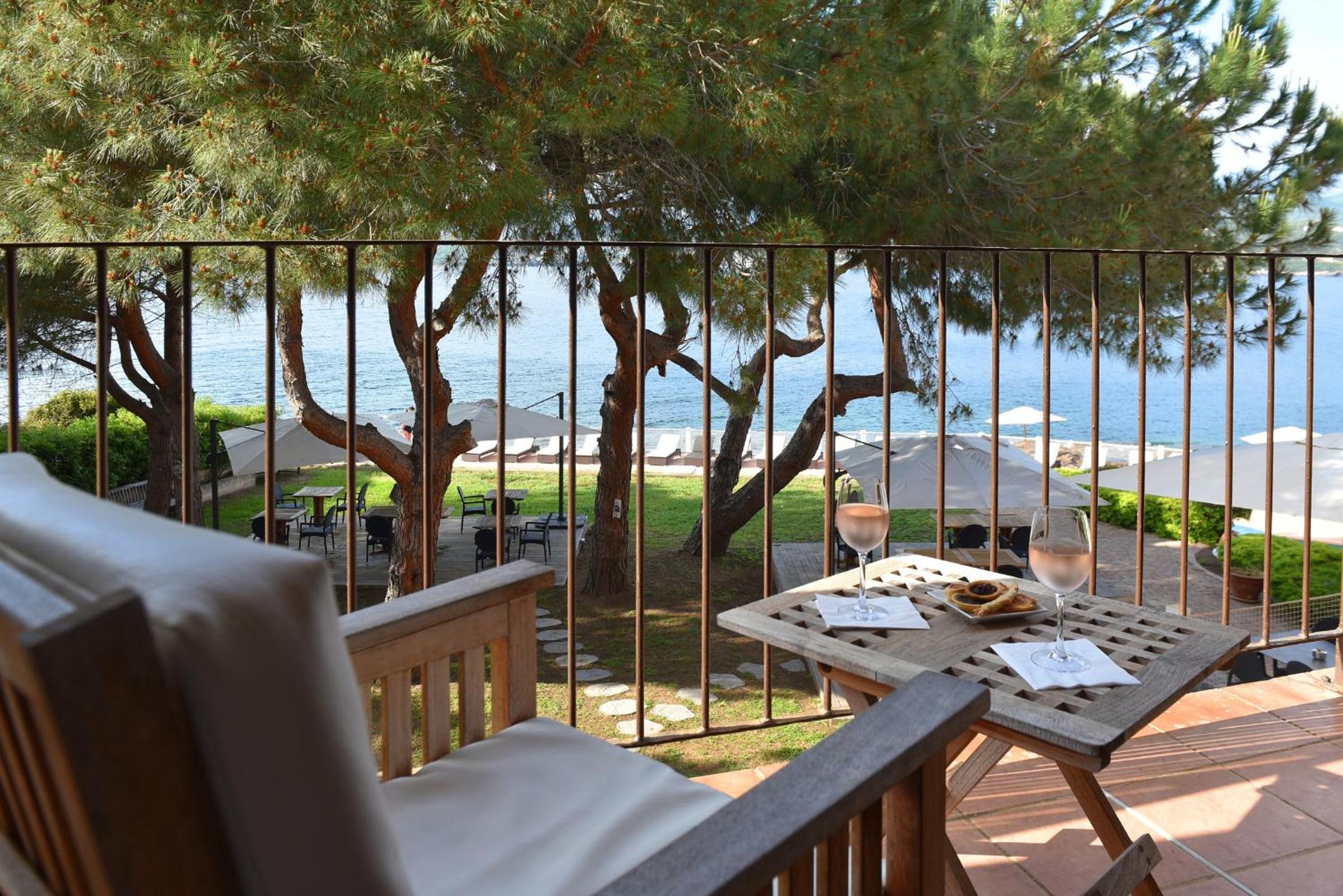 Superior Double Room Sea Side - Photo 7