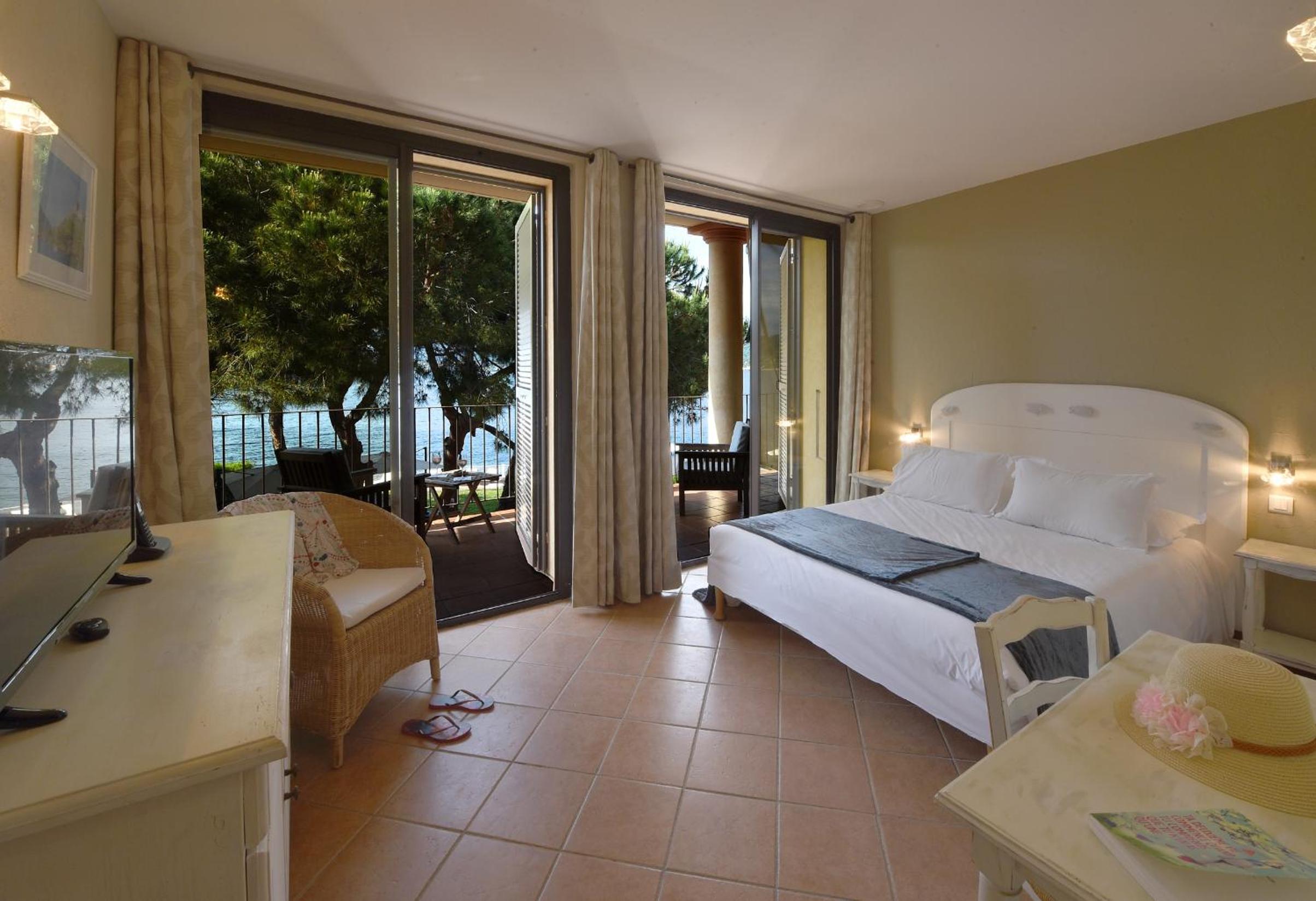 Superior Double Room Sea Side - Photo 15