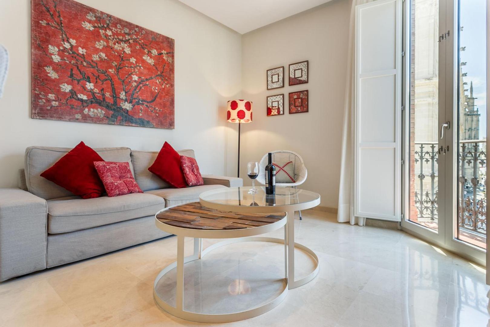 Deluxe Apartment