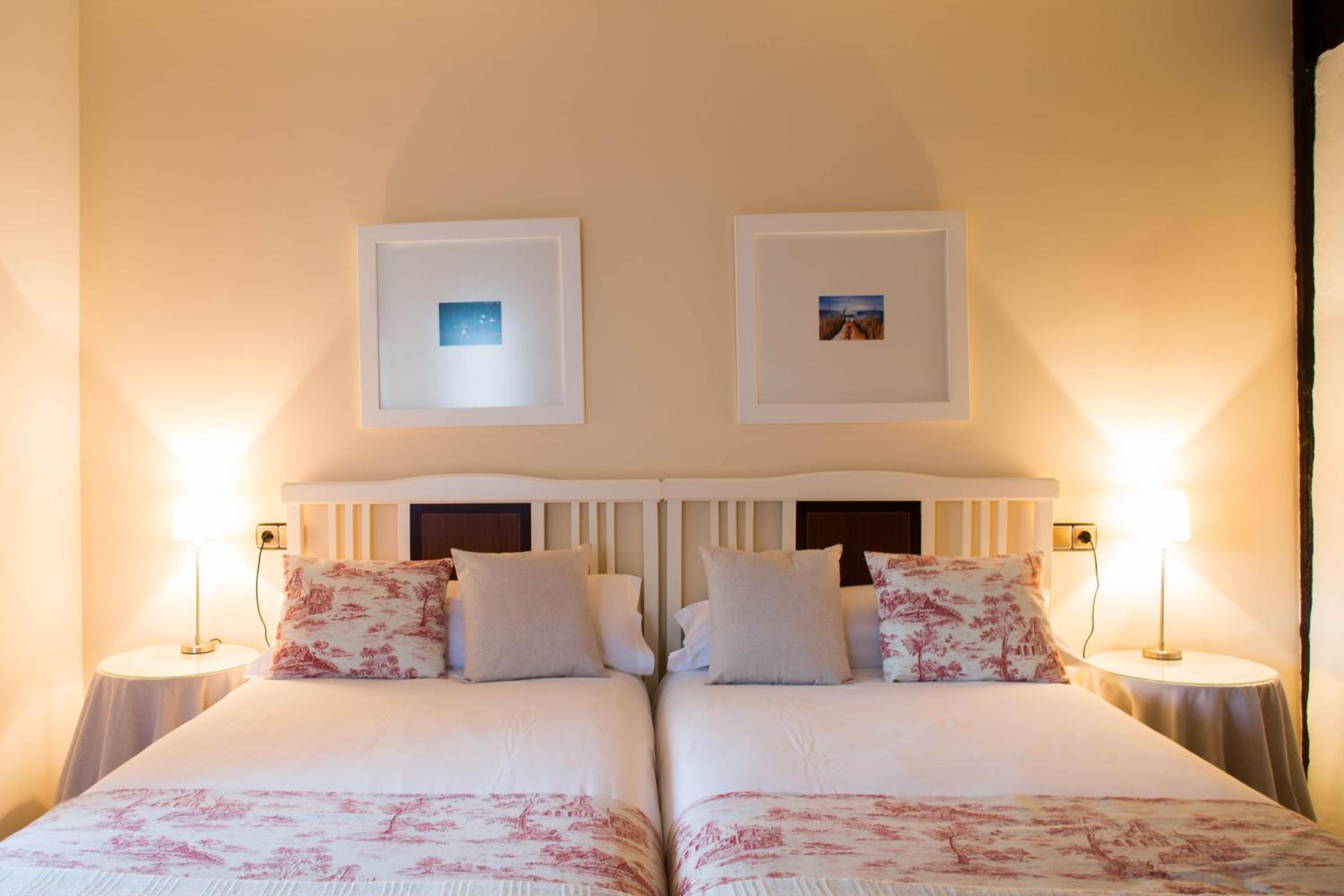 Superior Double or Twin Room photo 3