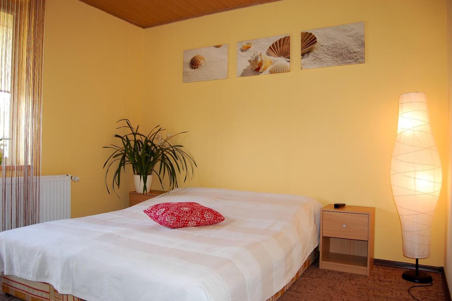Quadruple Room with Private Bathroom photo 1