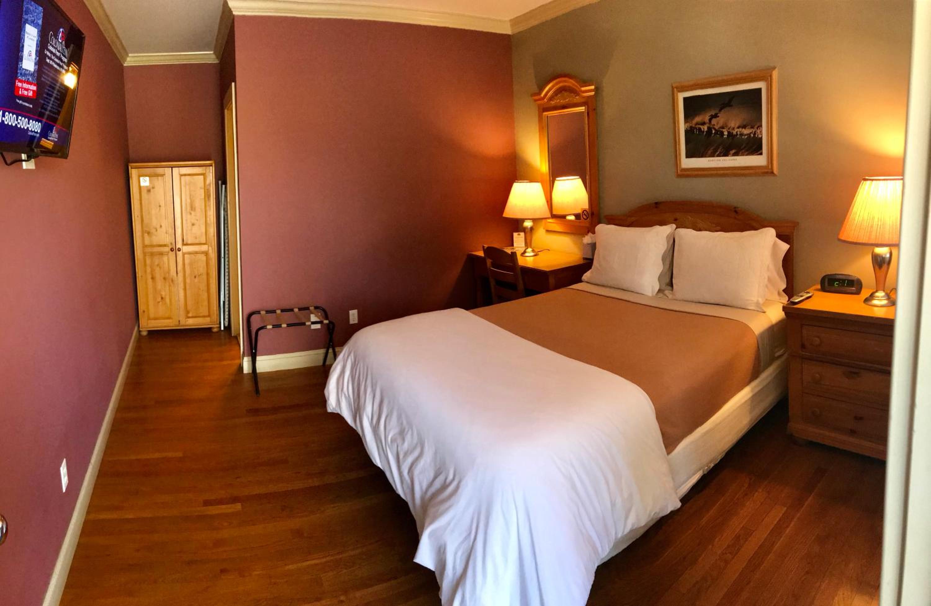 Standard Queen Room - Photo 4