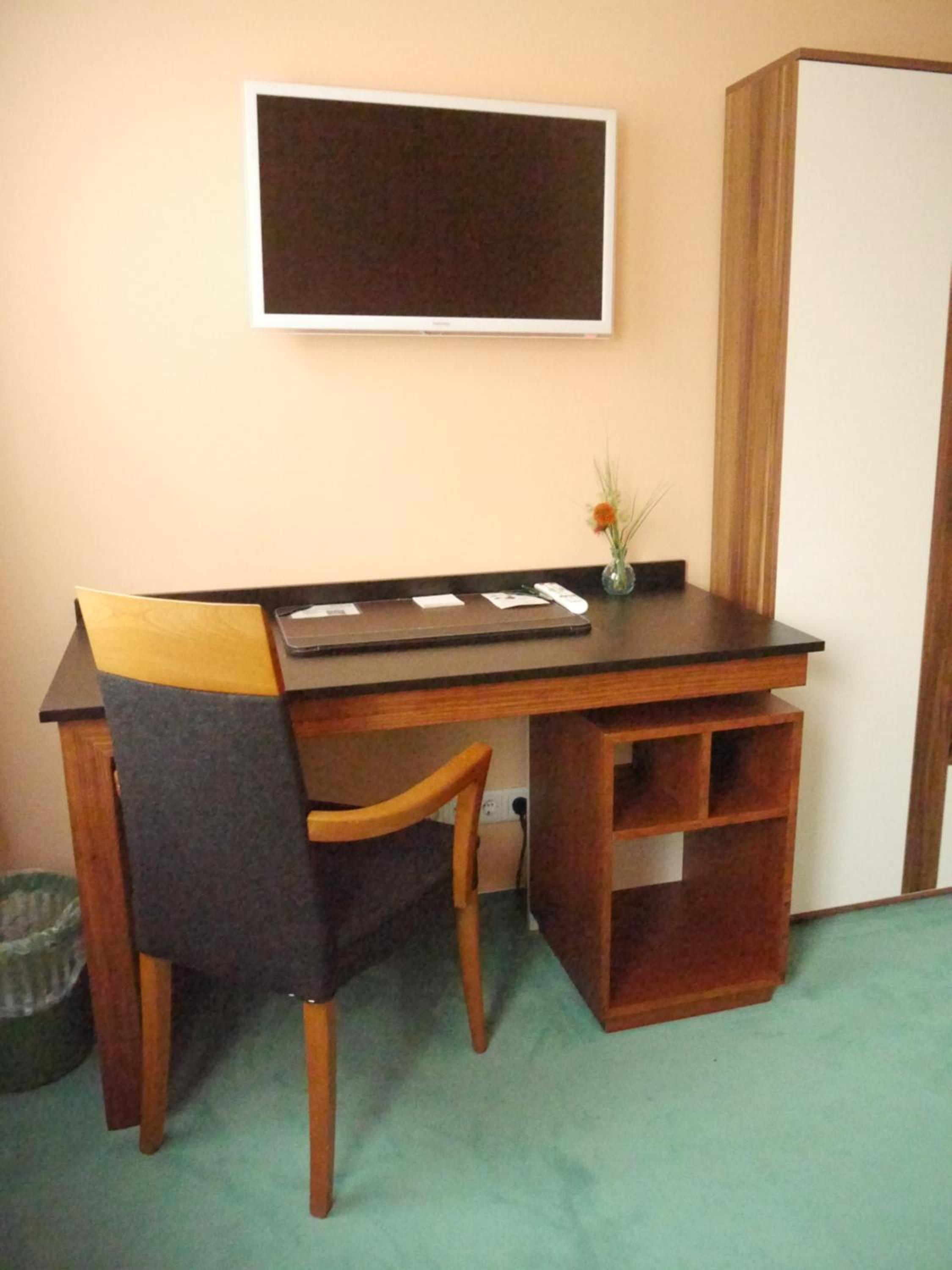 Single Room photo 2
