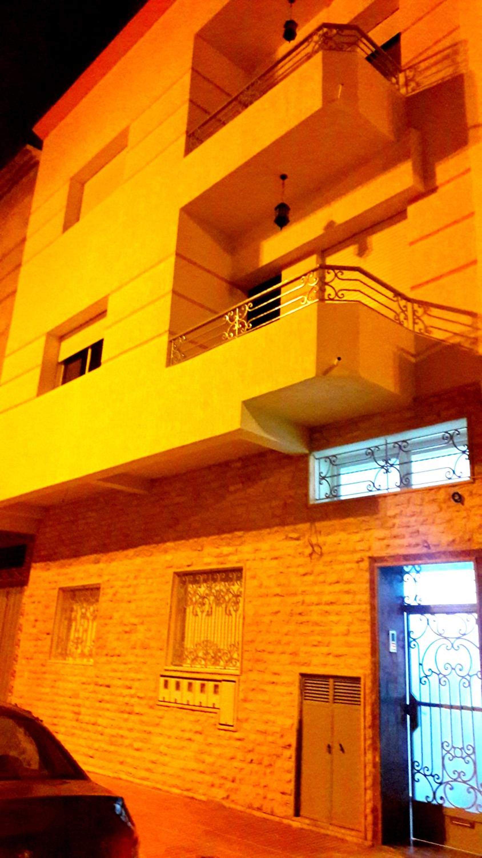 Three-Bedroom Apartment - Photo 20