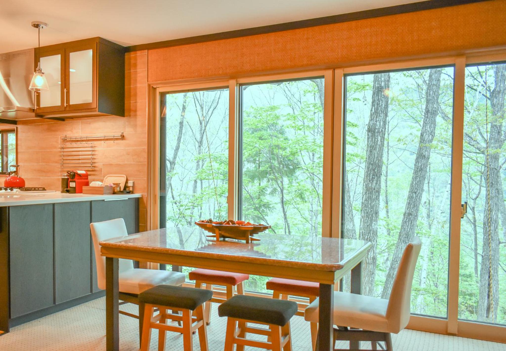 Apartment with Mountain View - Photo 12