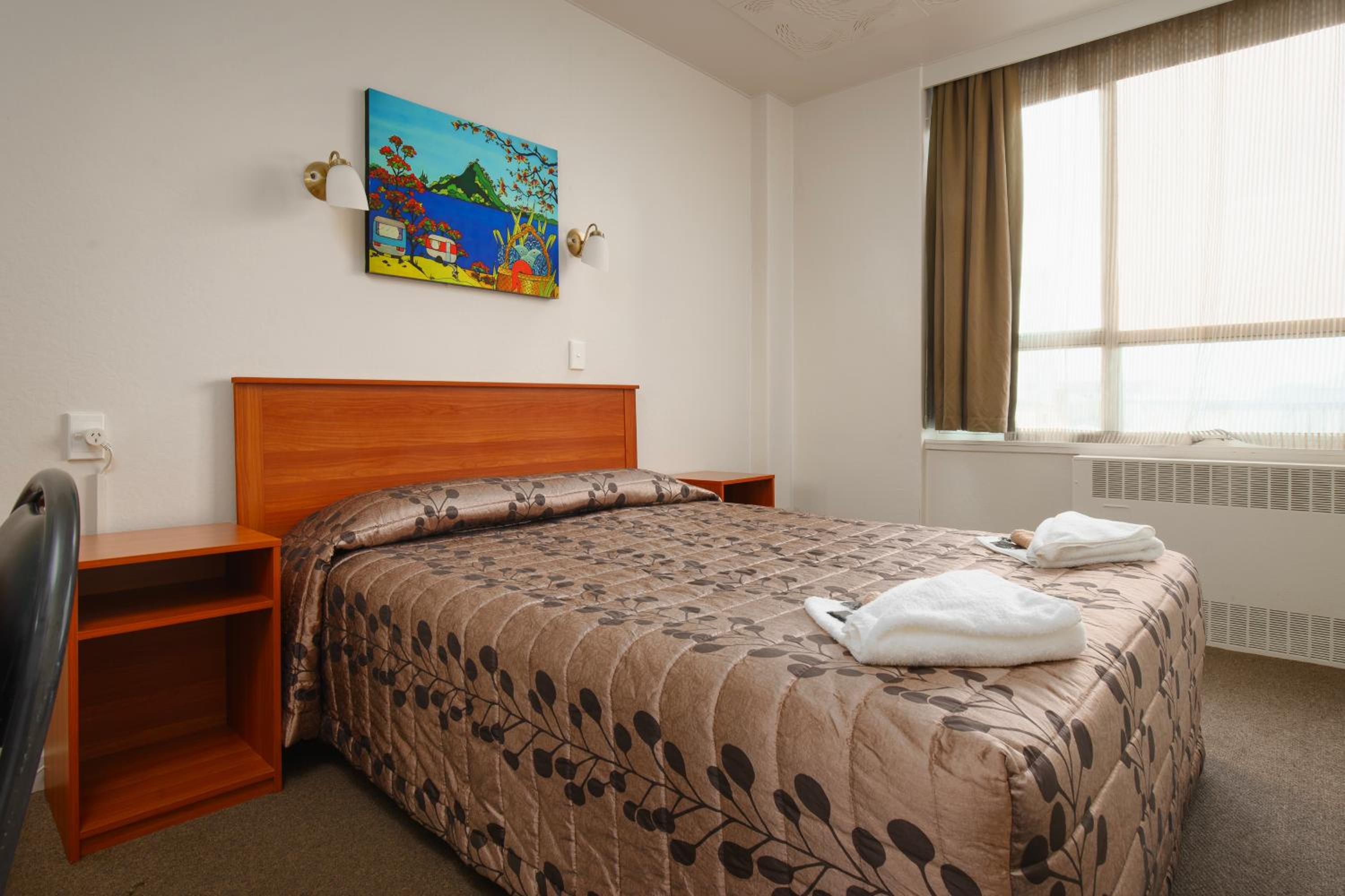 Double Room with Bathroom - Photo 2