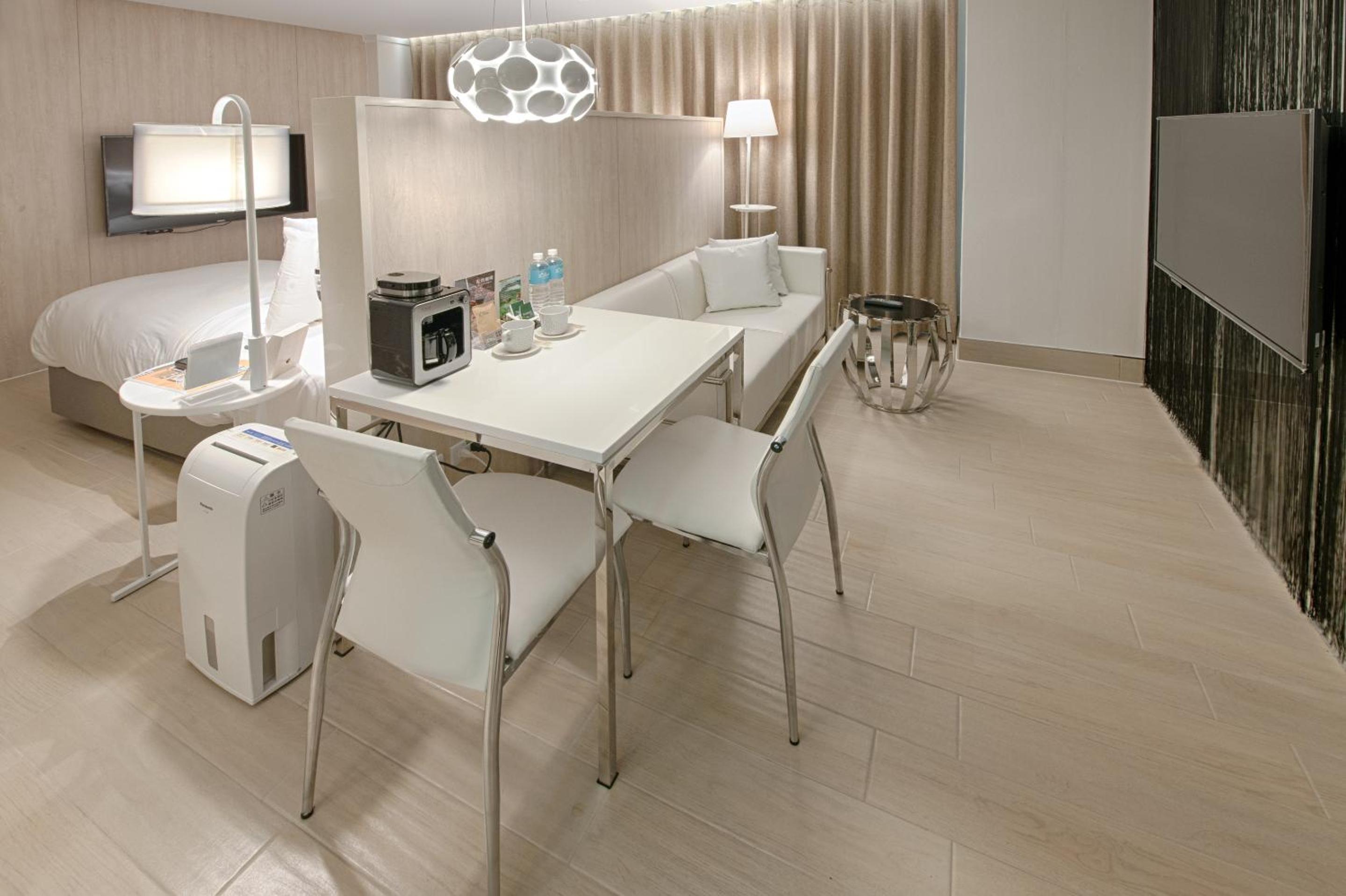 Business Twin Room