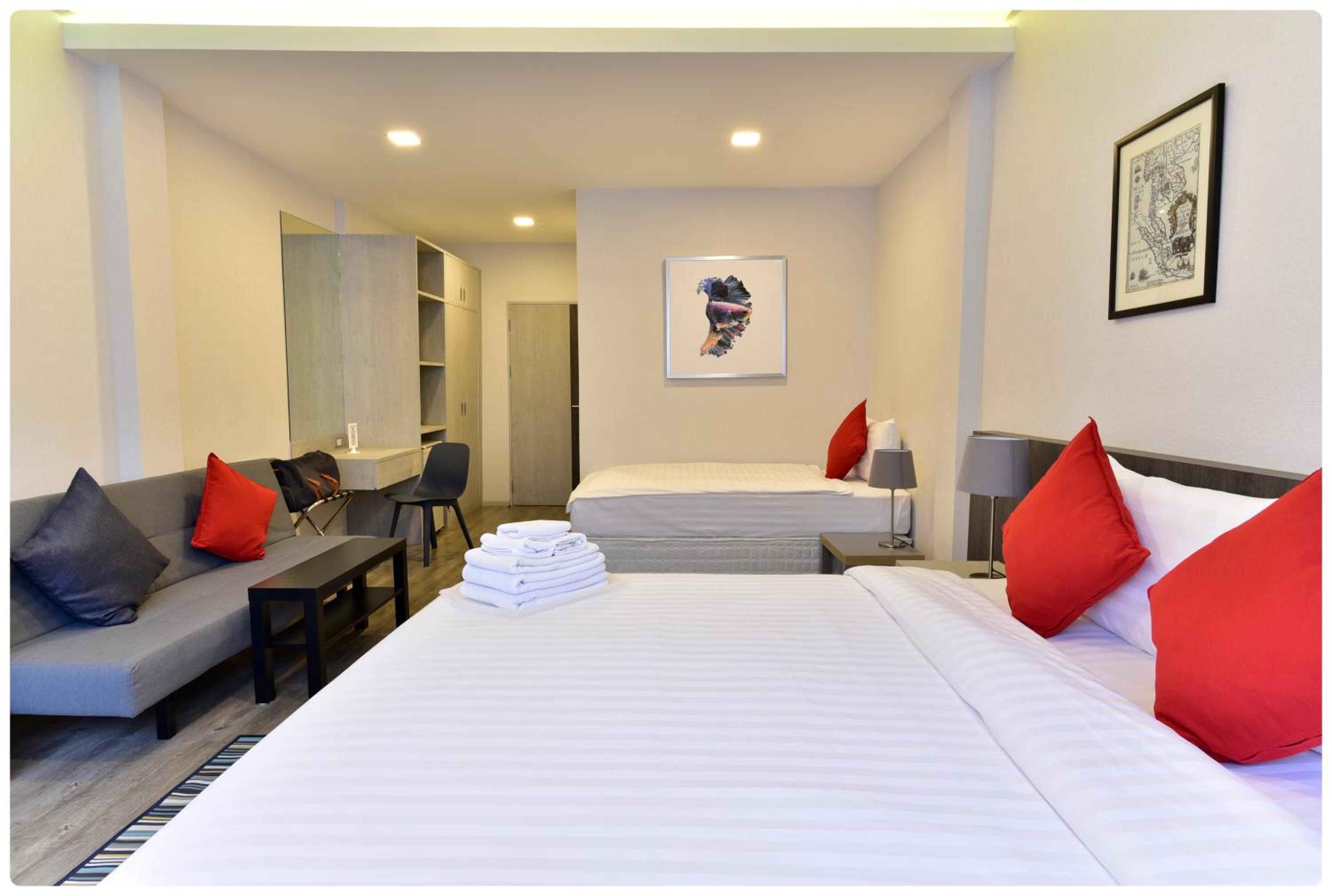 Deluxe Triple Room photo 2