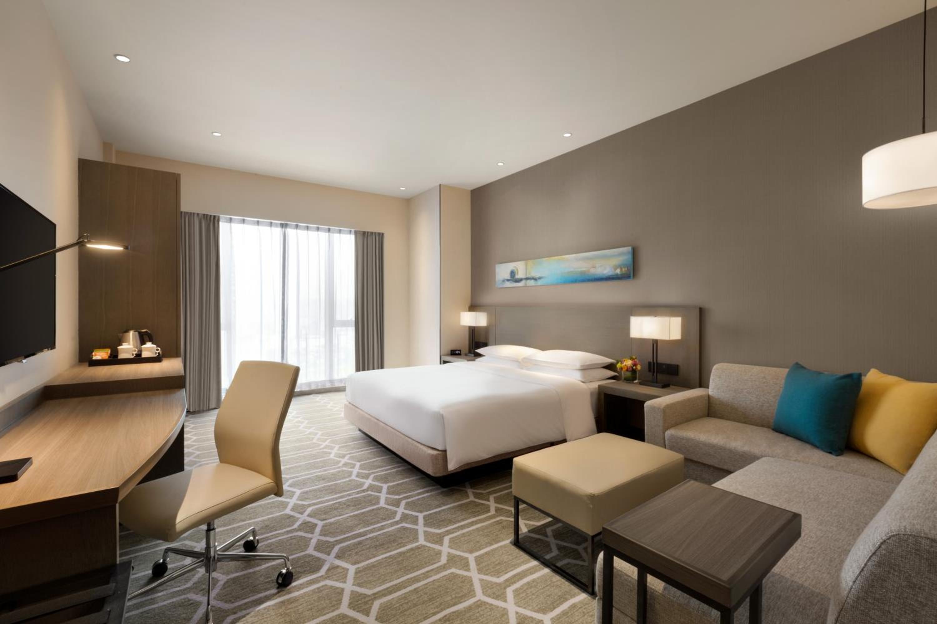 King Room with Sofa Bed and River View photo 1