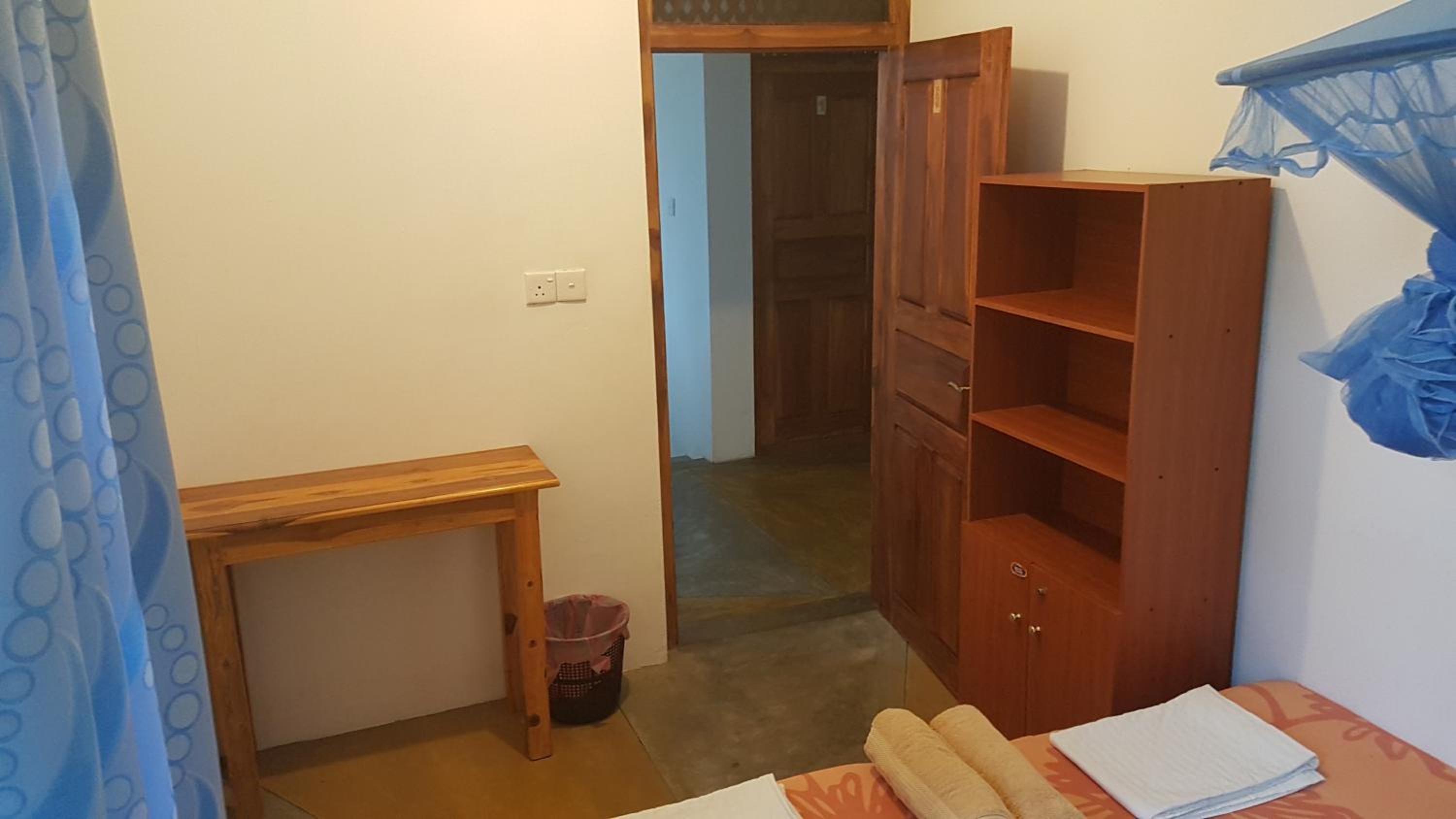 Single Room with Private External Bathroom photo 3