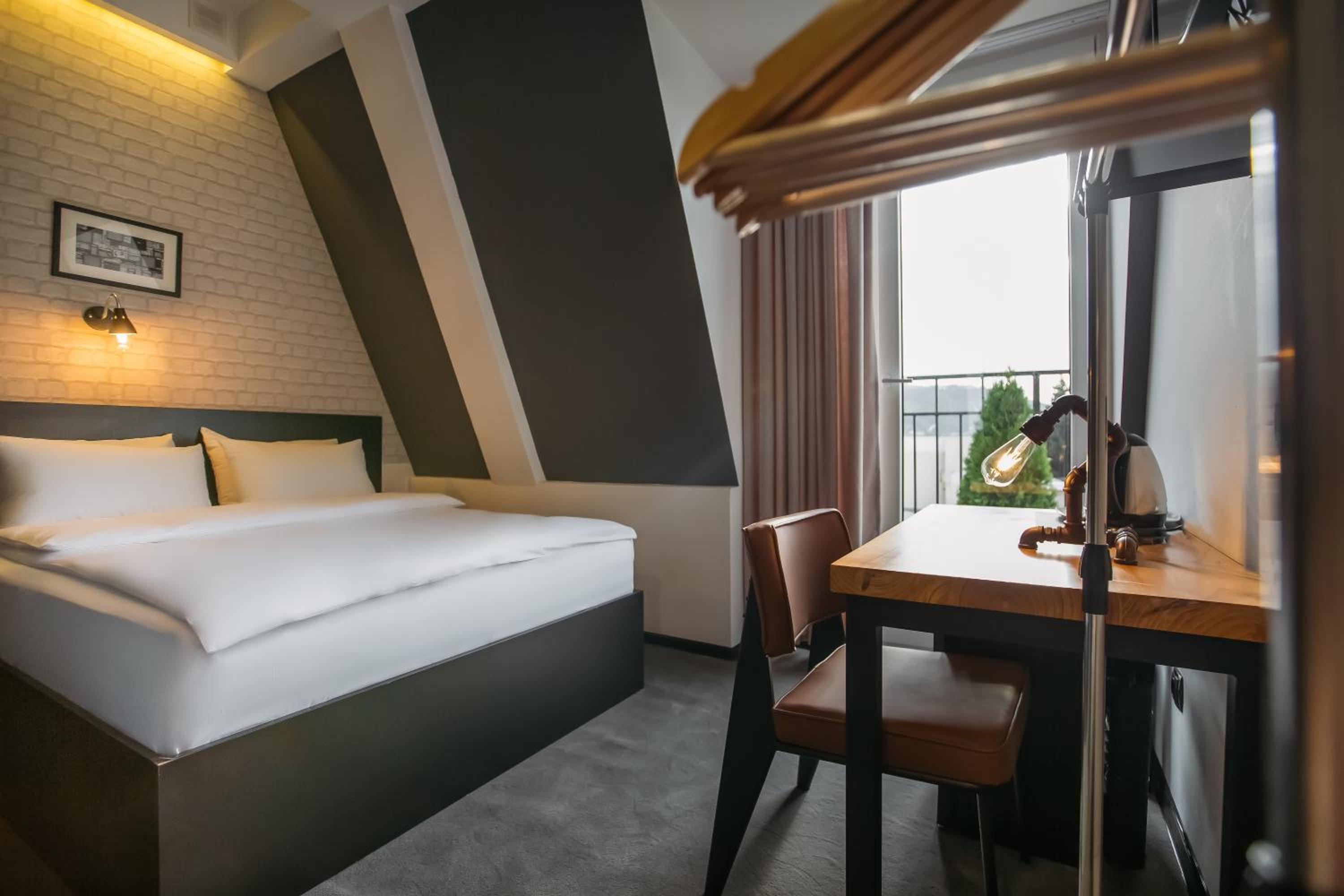 Economy Double Room with Balcony