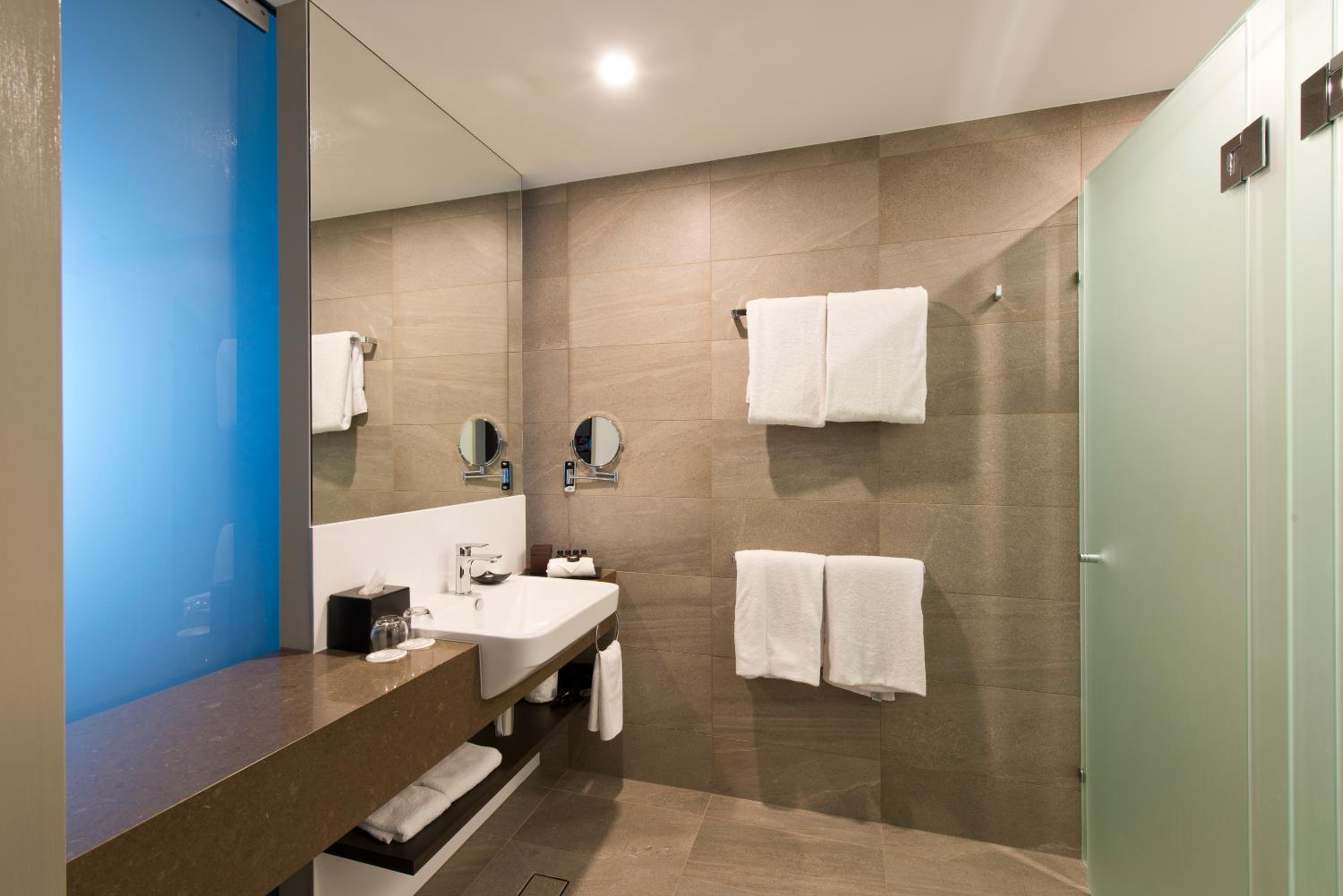 Deluxe Executive King Room with Lounge Access