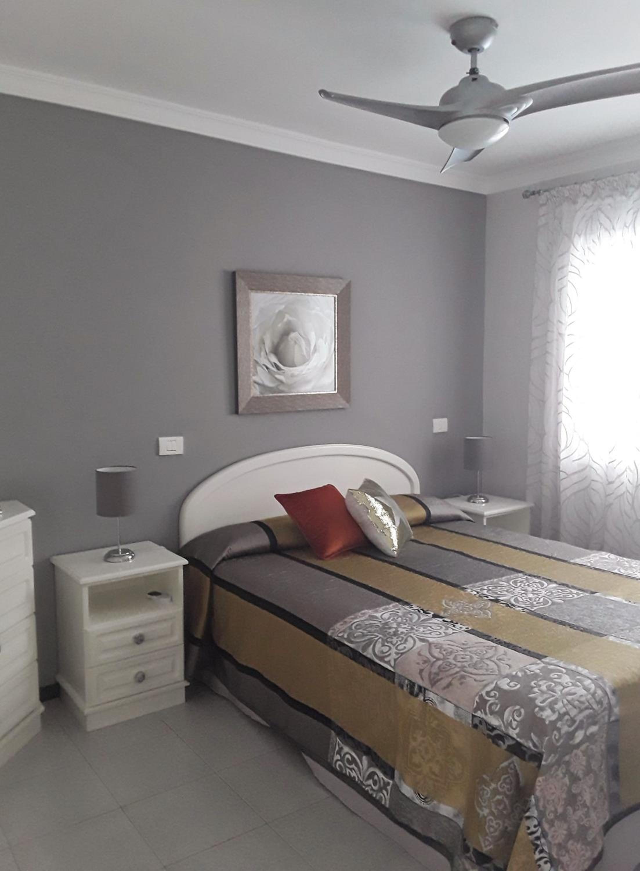 Apartamento con vista a la piscina