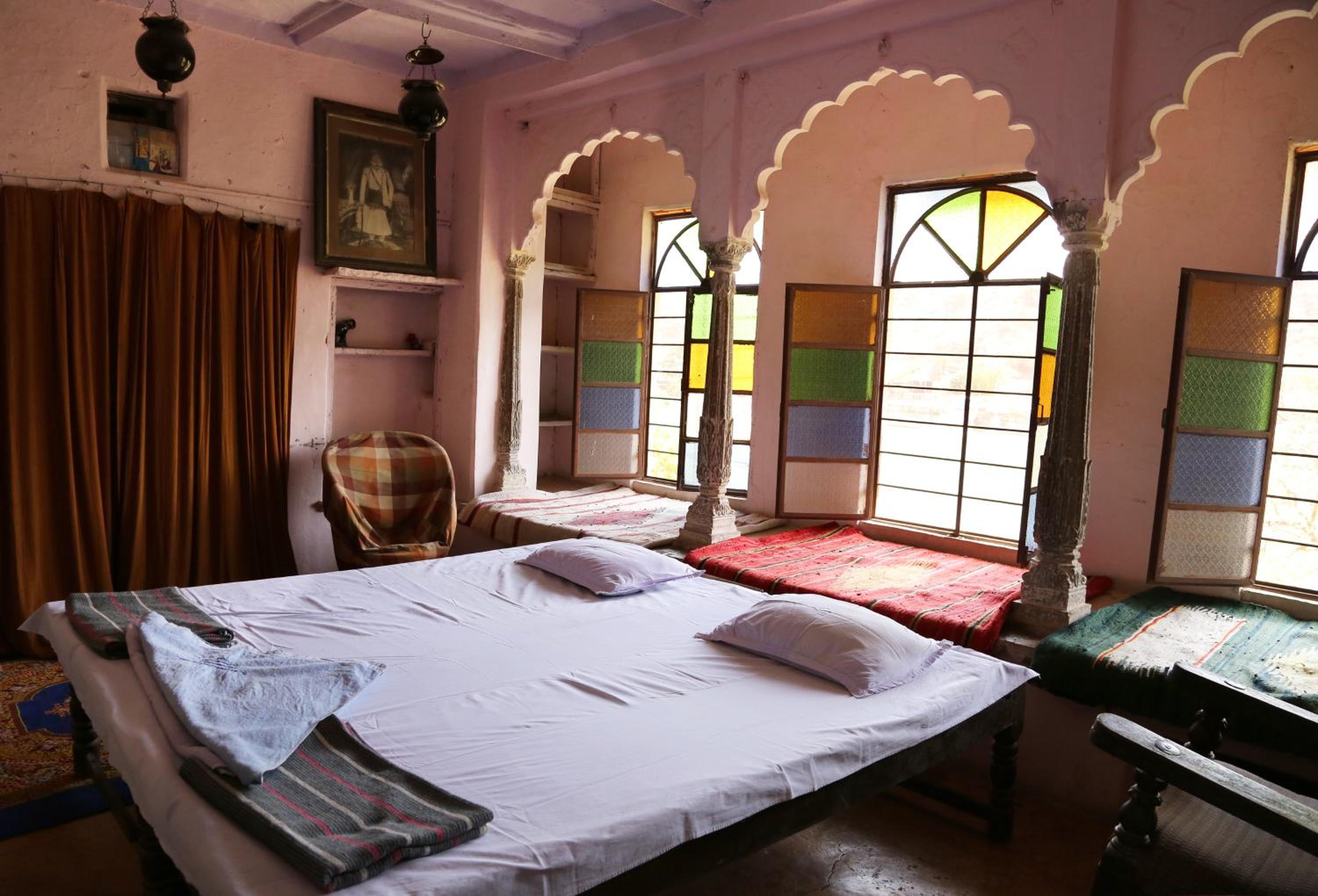 Standard Double Room with Shared Bathroom photo 2