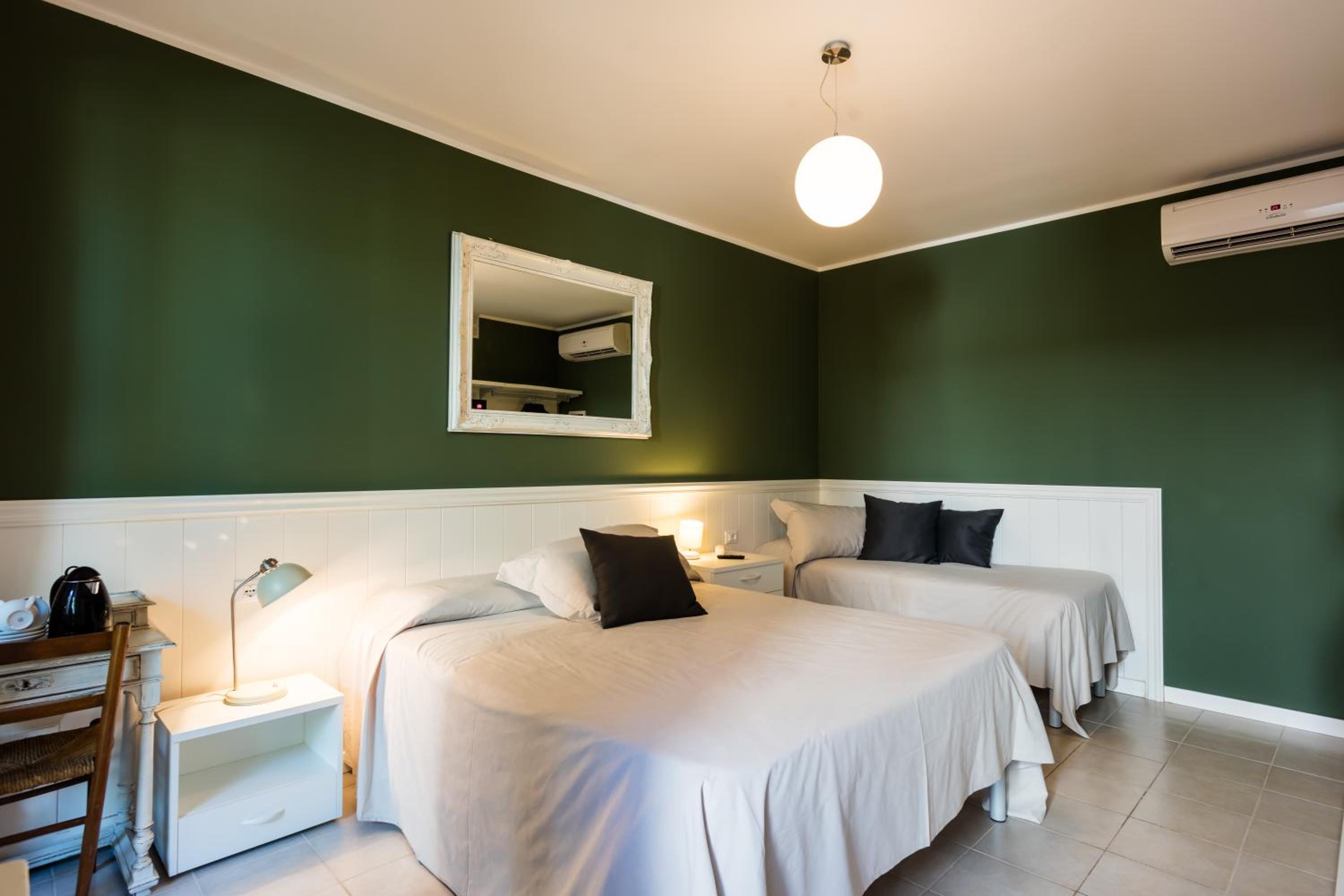 Triple Room with Lake View and New Year's Eve dinner