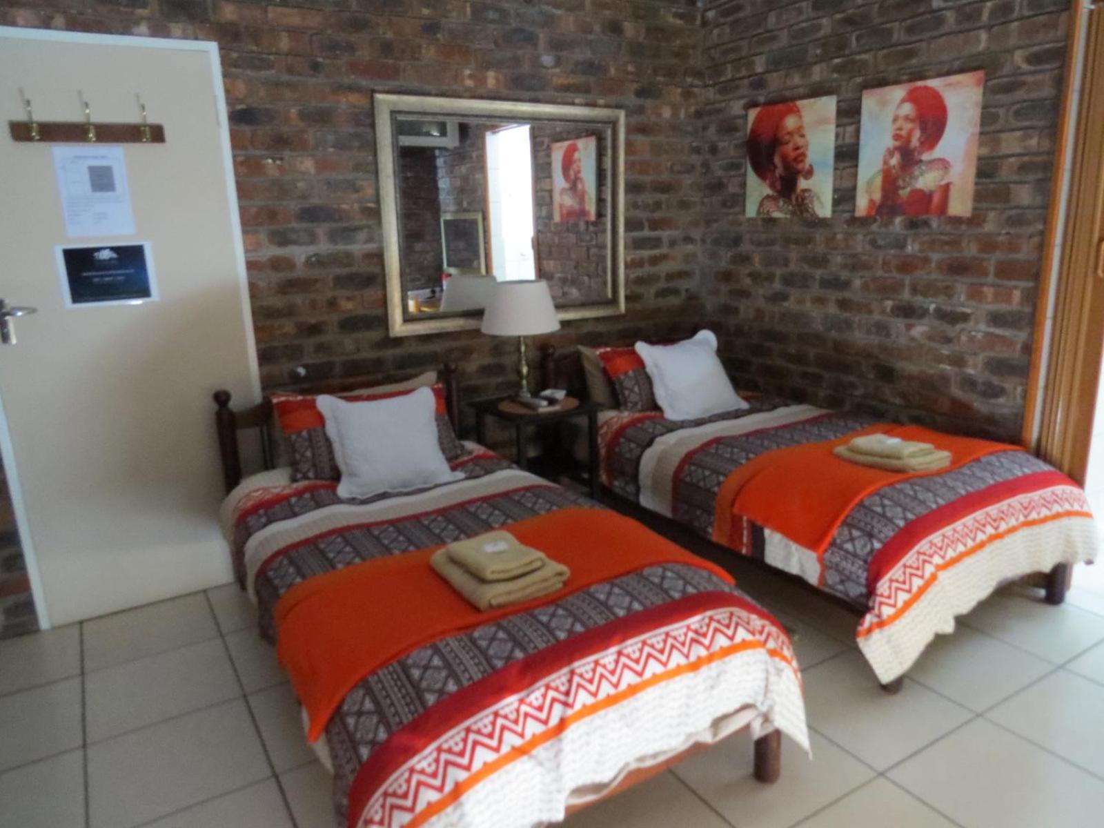 Double or Twin Room with Bathroom photo 3
