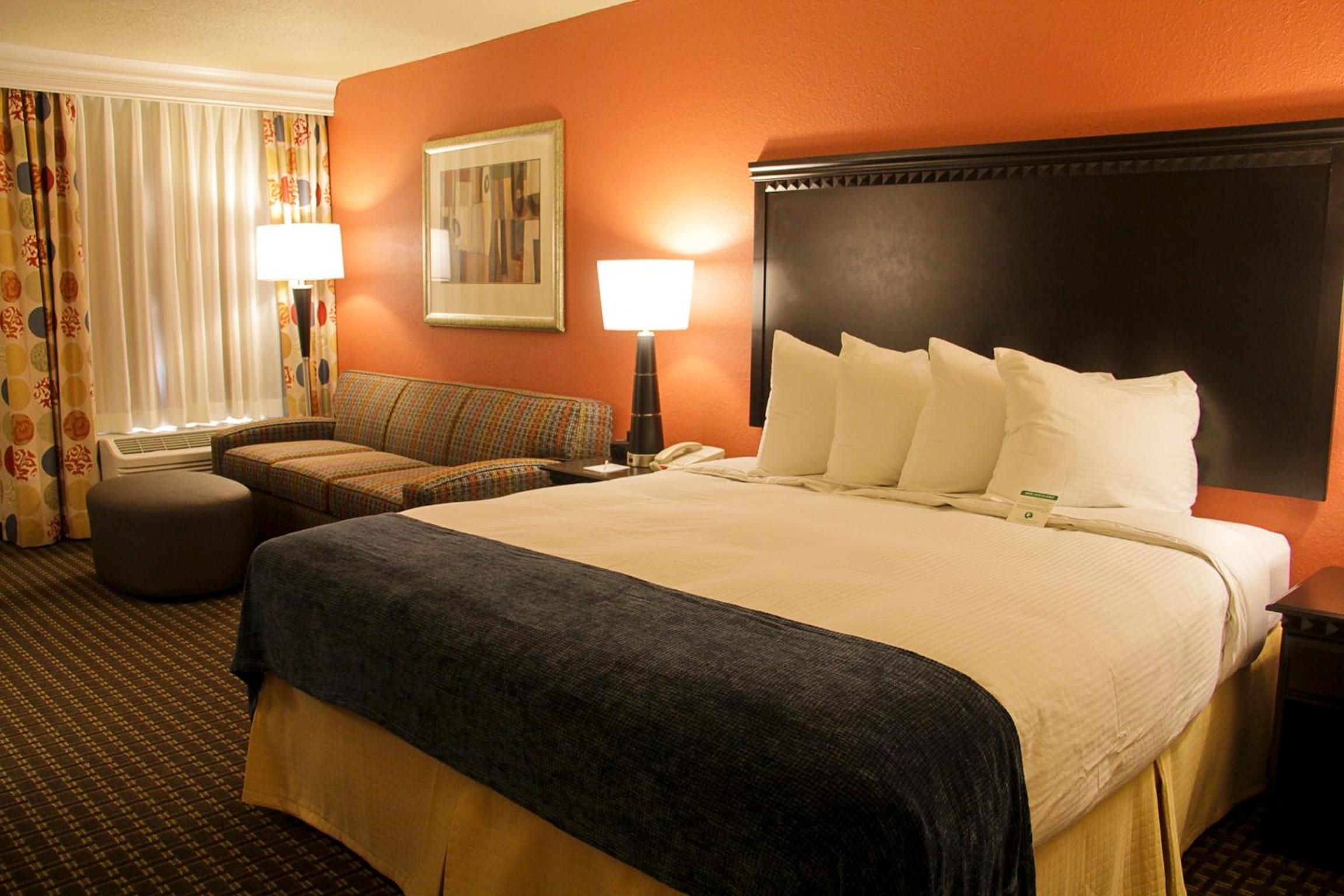 Business King Room - Photo 1