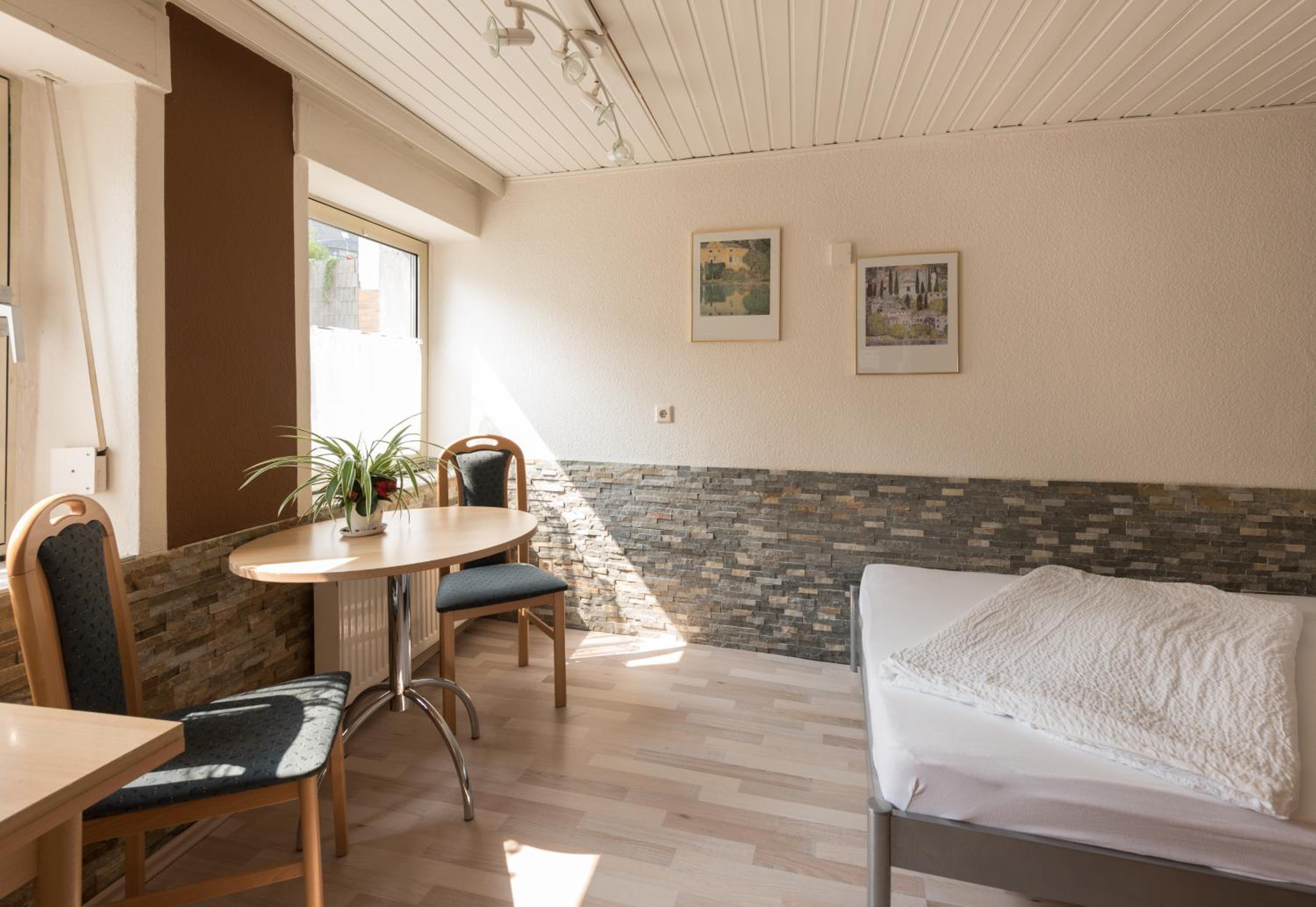 Single Room photo 1