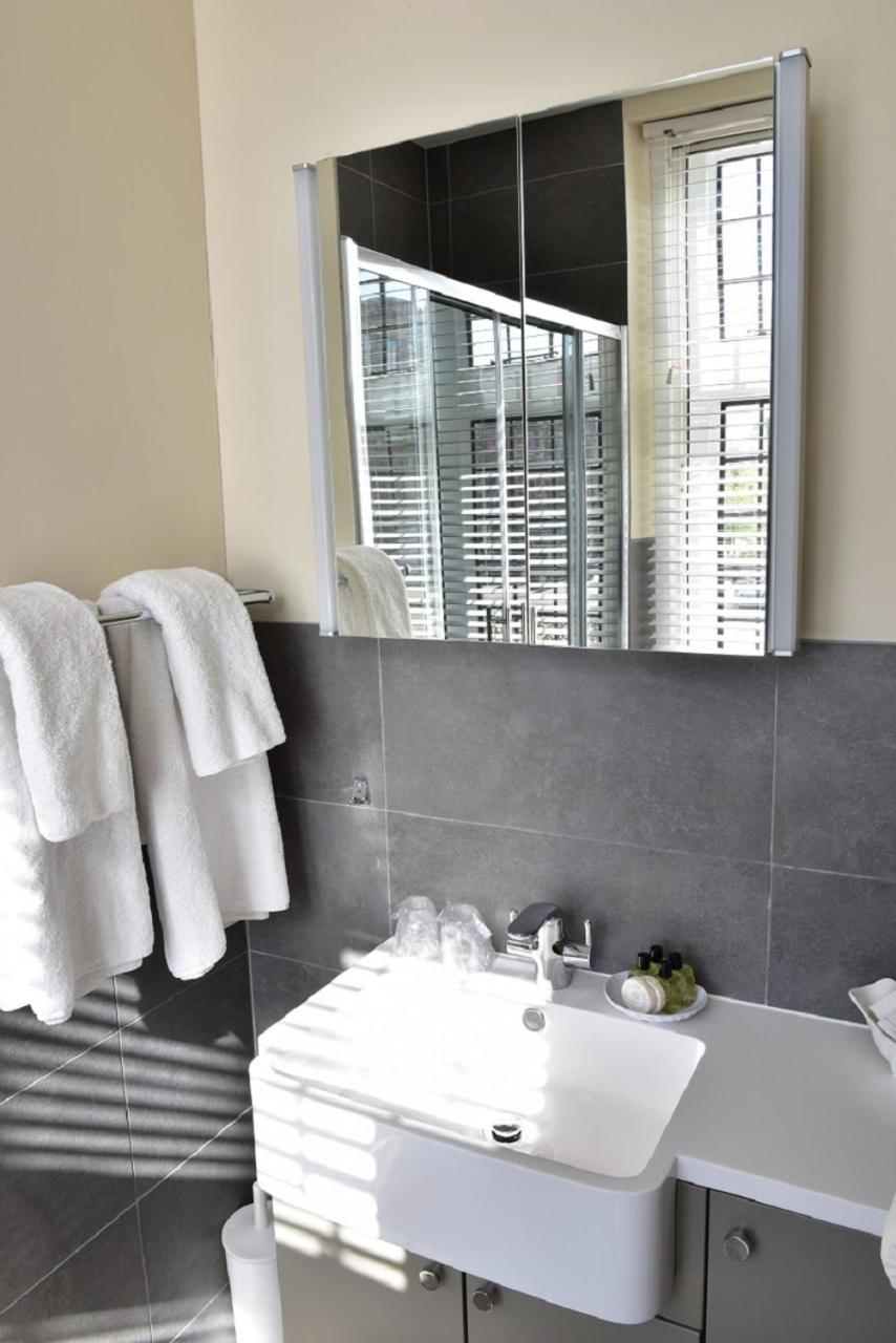 Twin Room - Photo 7