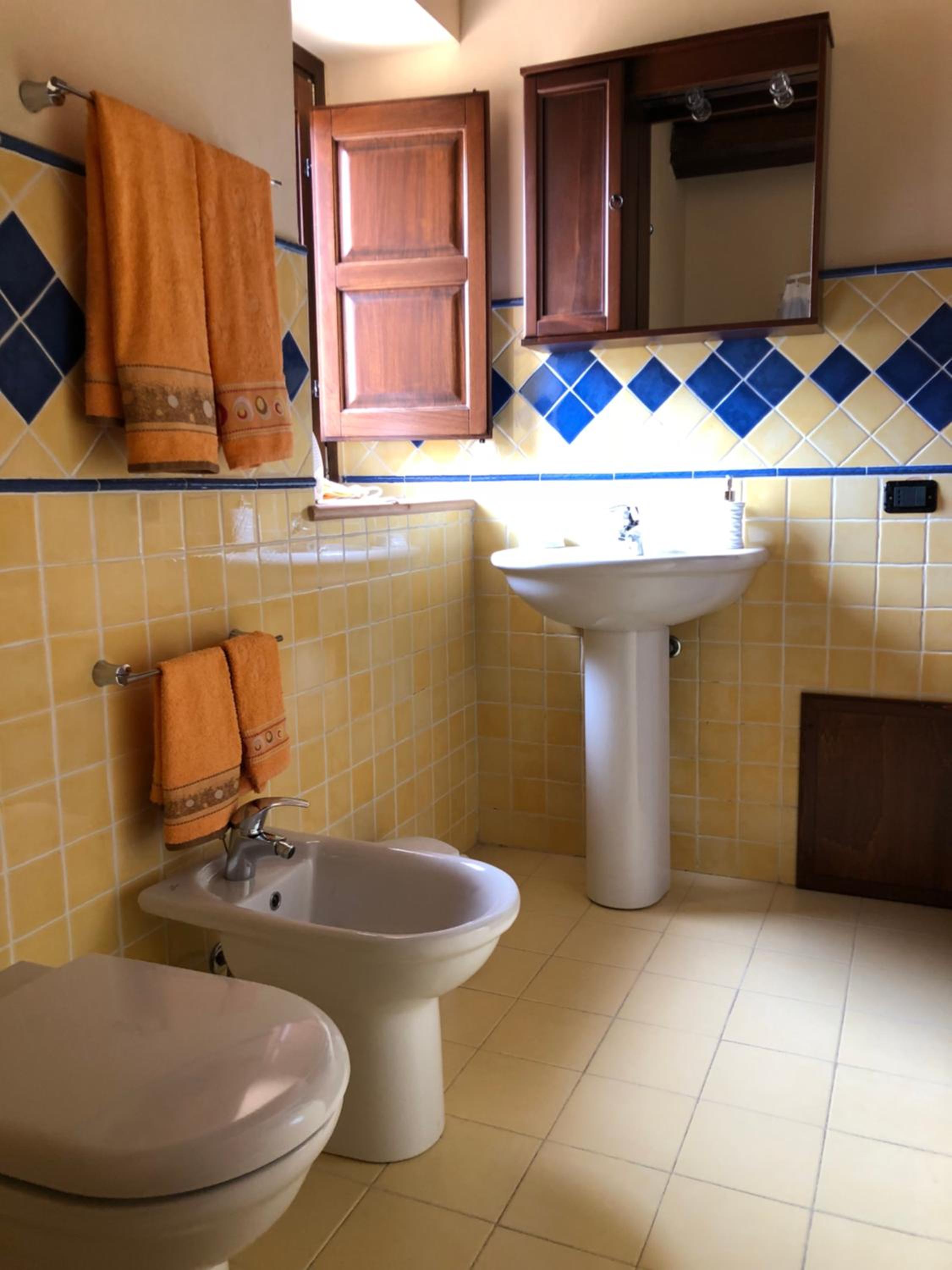 Large Double or Twin Room photo 3