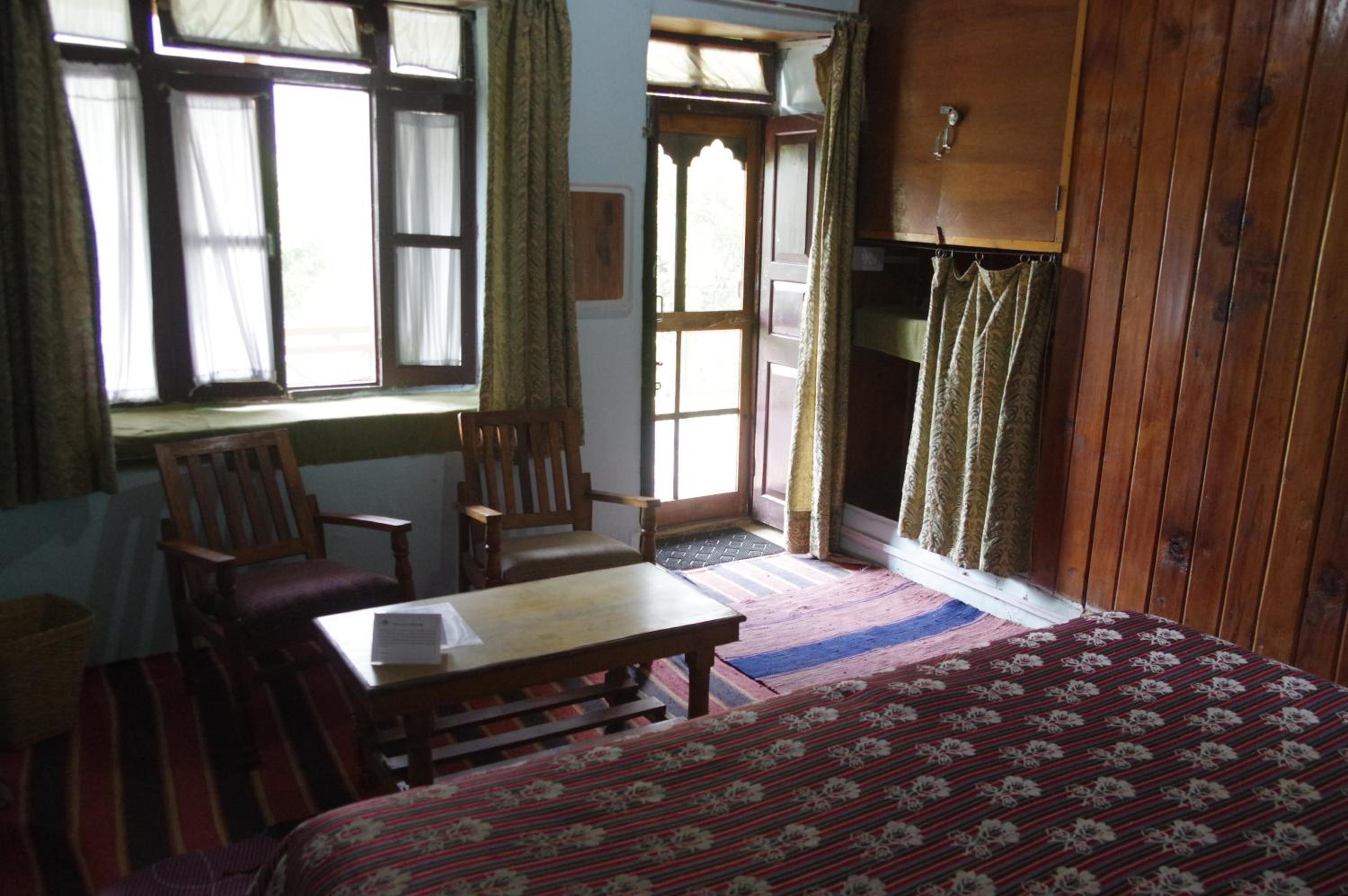 Double or Twin Room with Terrace