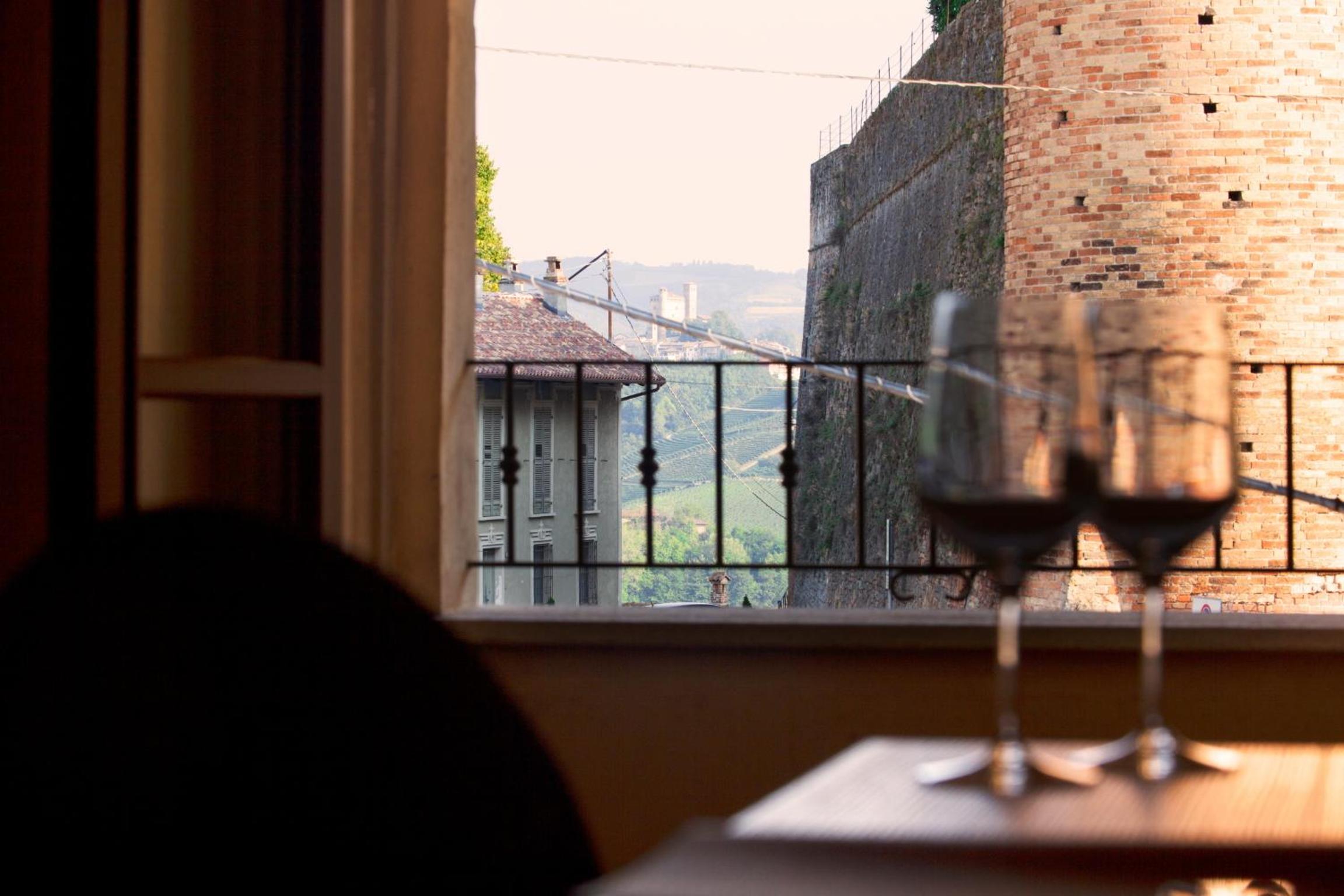 Suite with City View photo 3