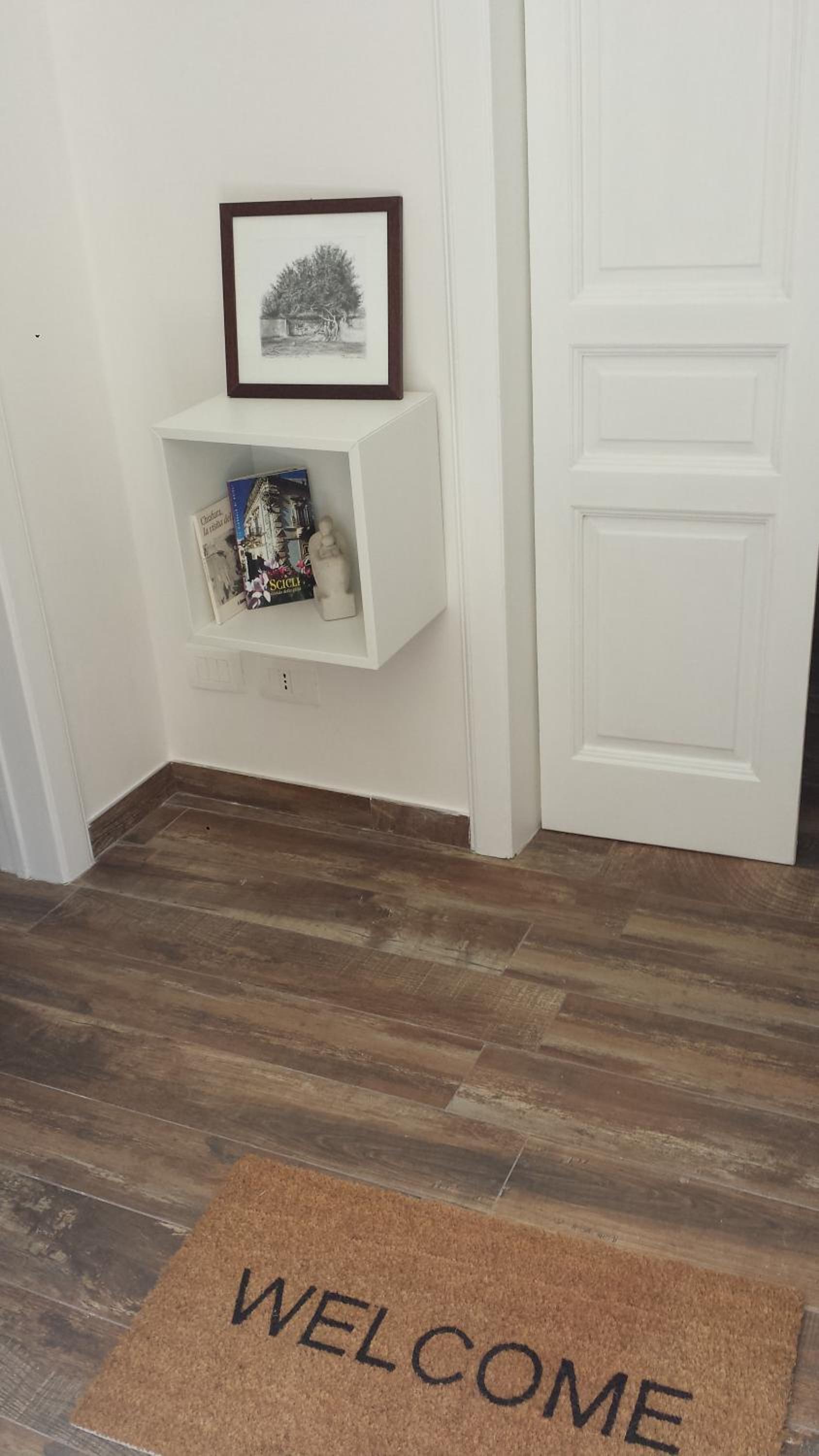 One-Bedroom House - Photo 18