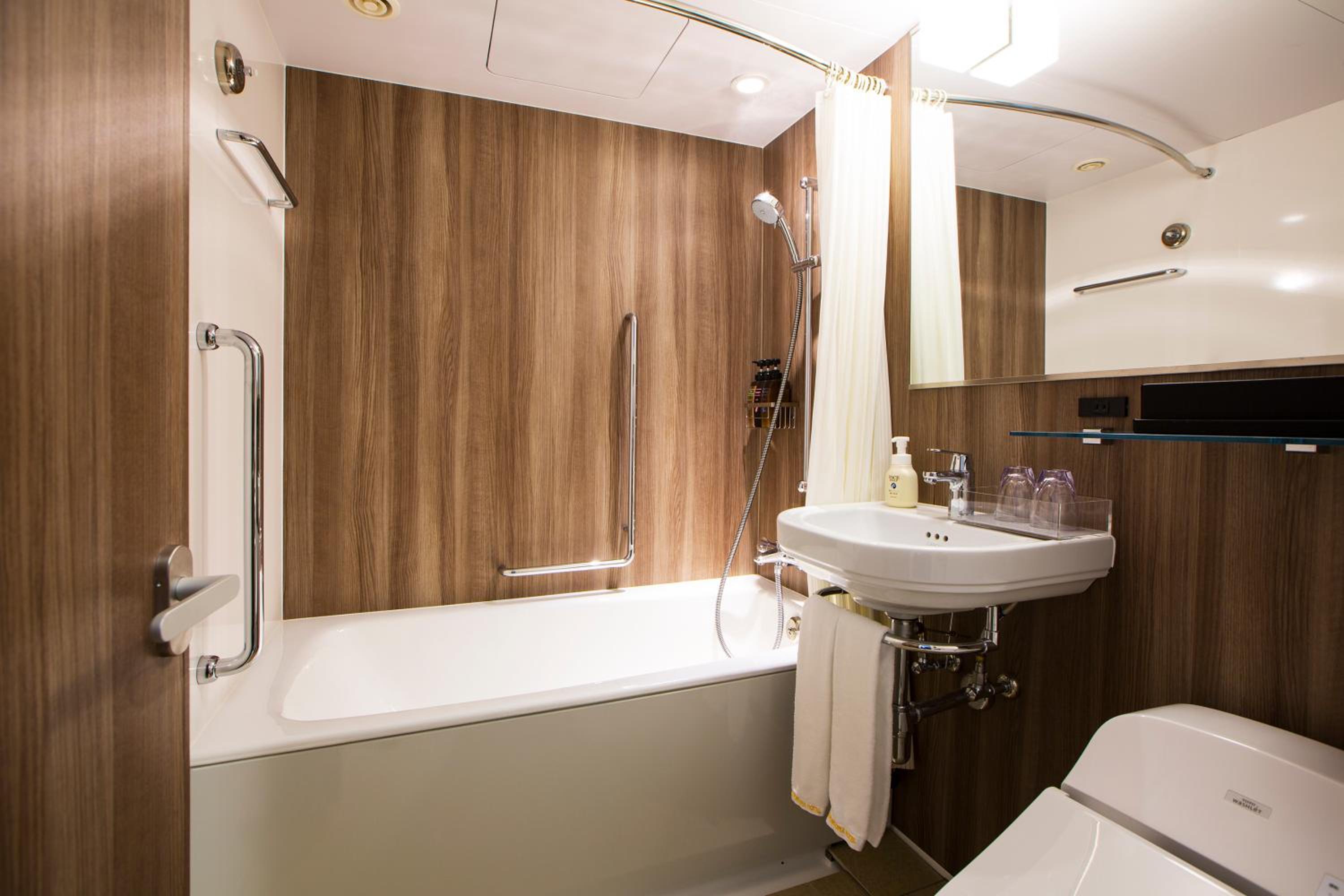 Superior Small Double Room - Non Smoking - Photo 3