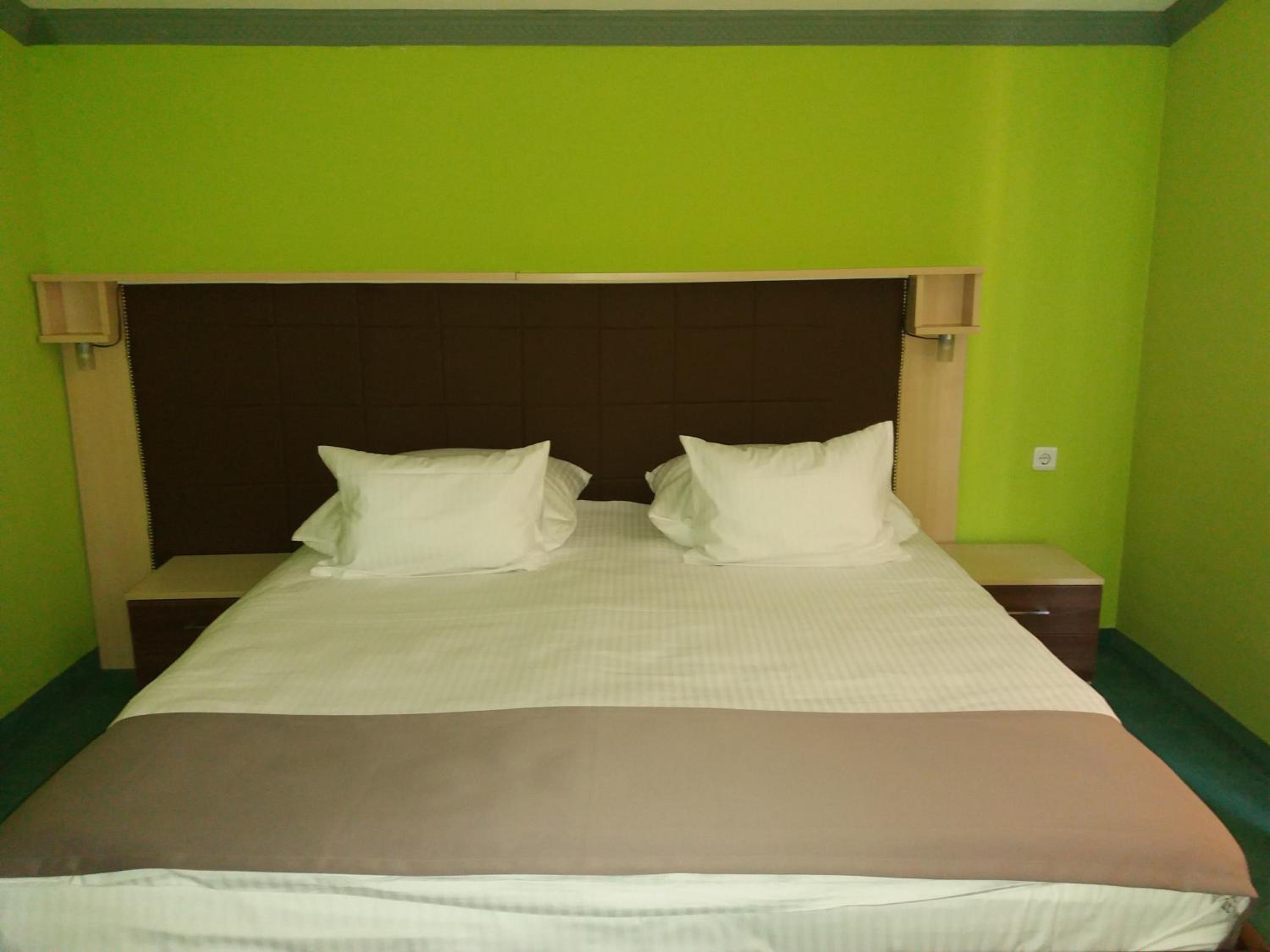 Quadruple Room with Mountain View