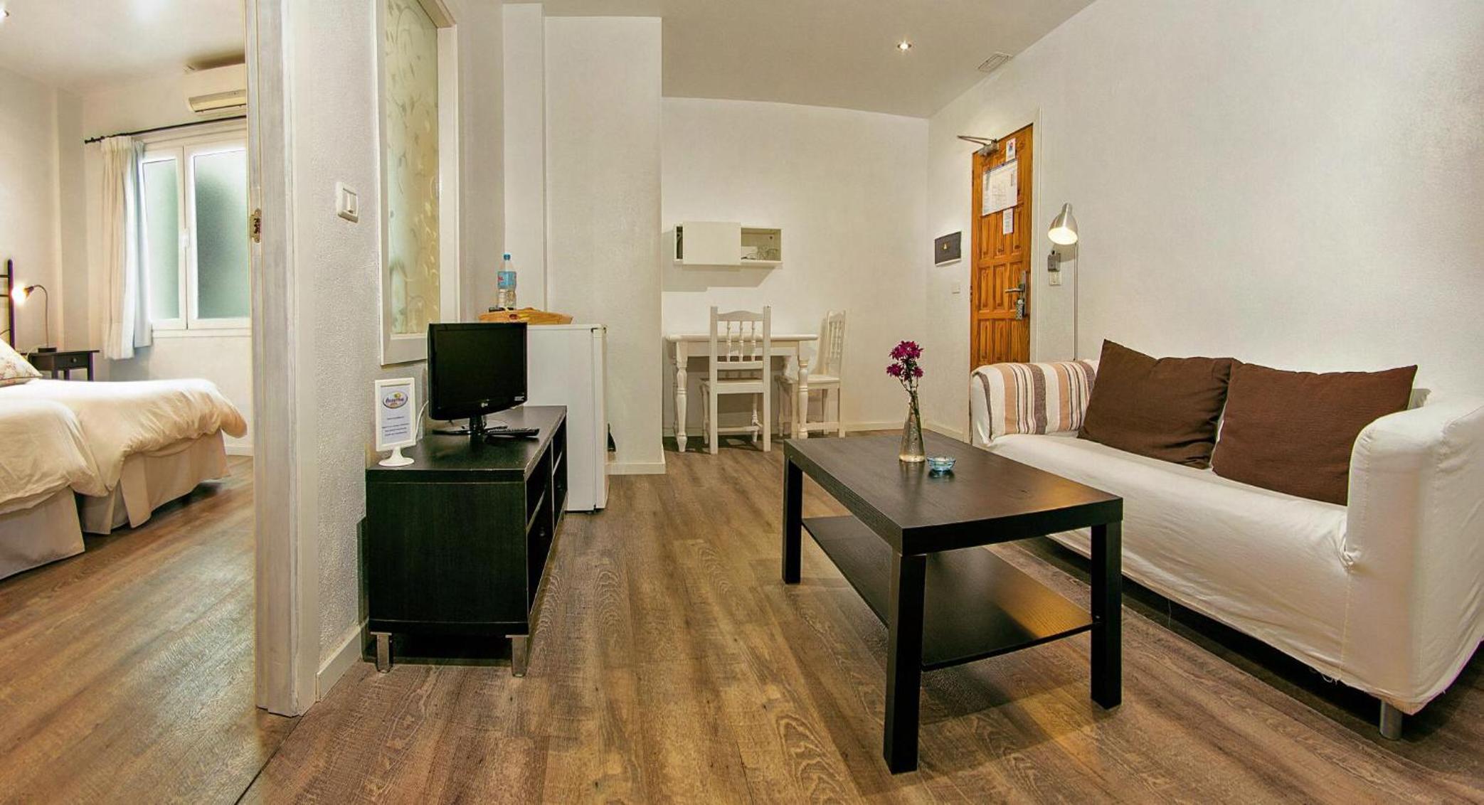 Habitación Doble con Baño Privado