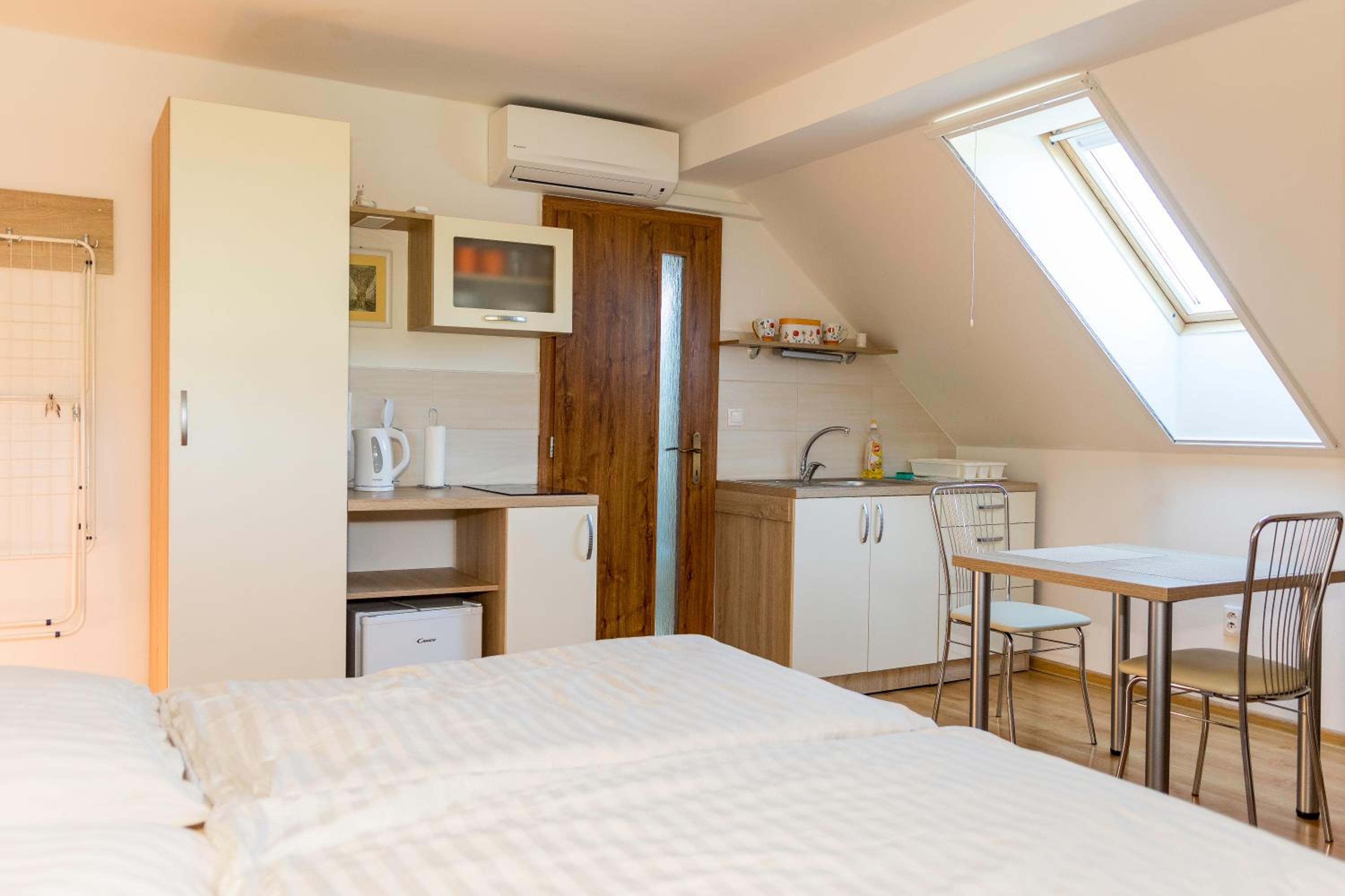 Standard Double Room photo 1