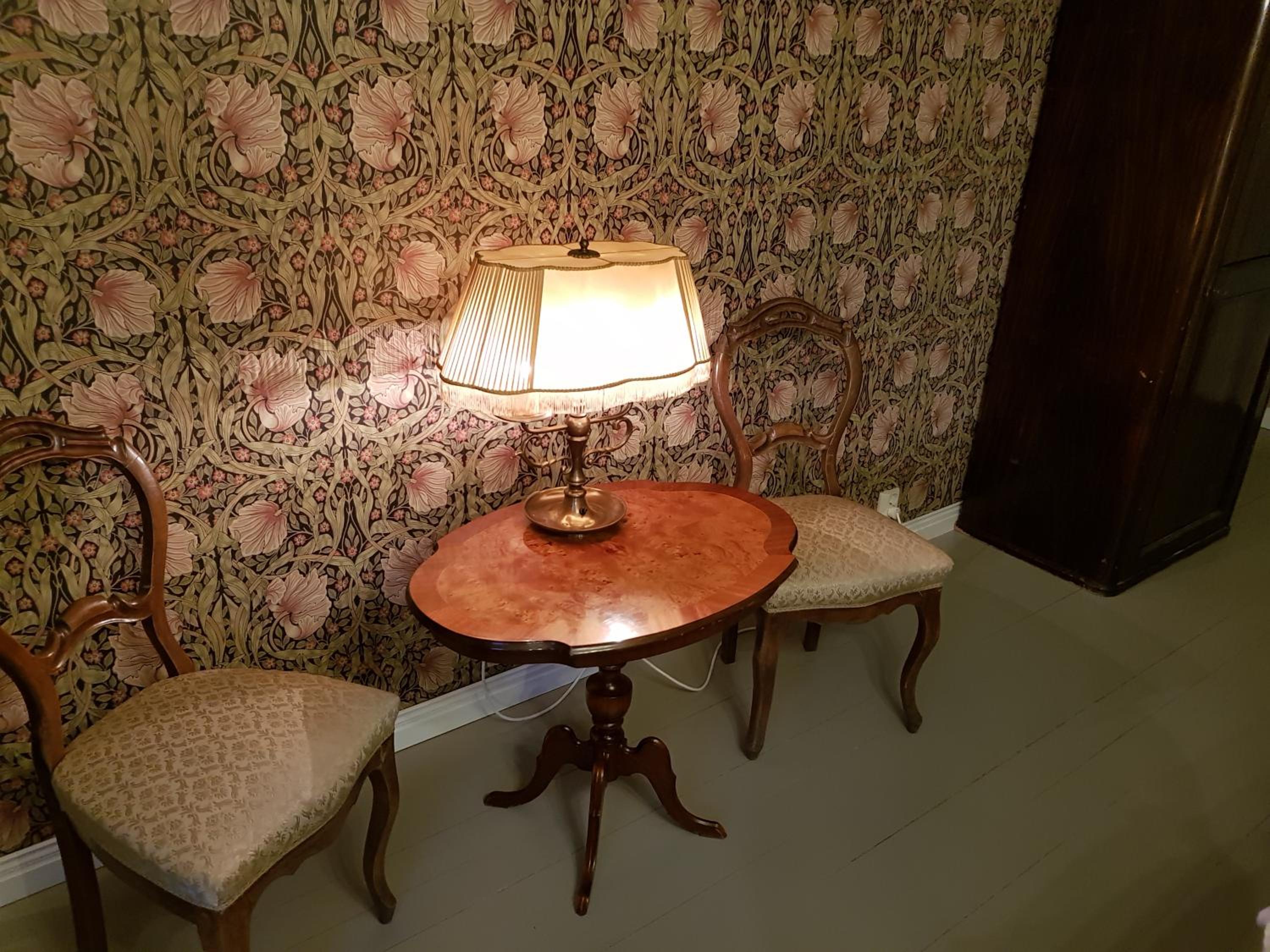 Deluxe Queen Room - Photo 14