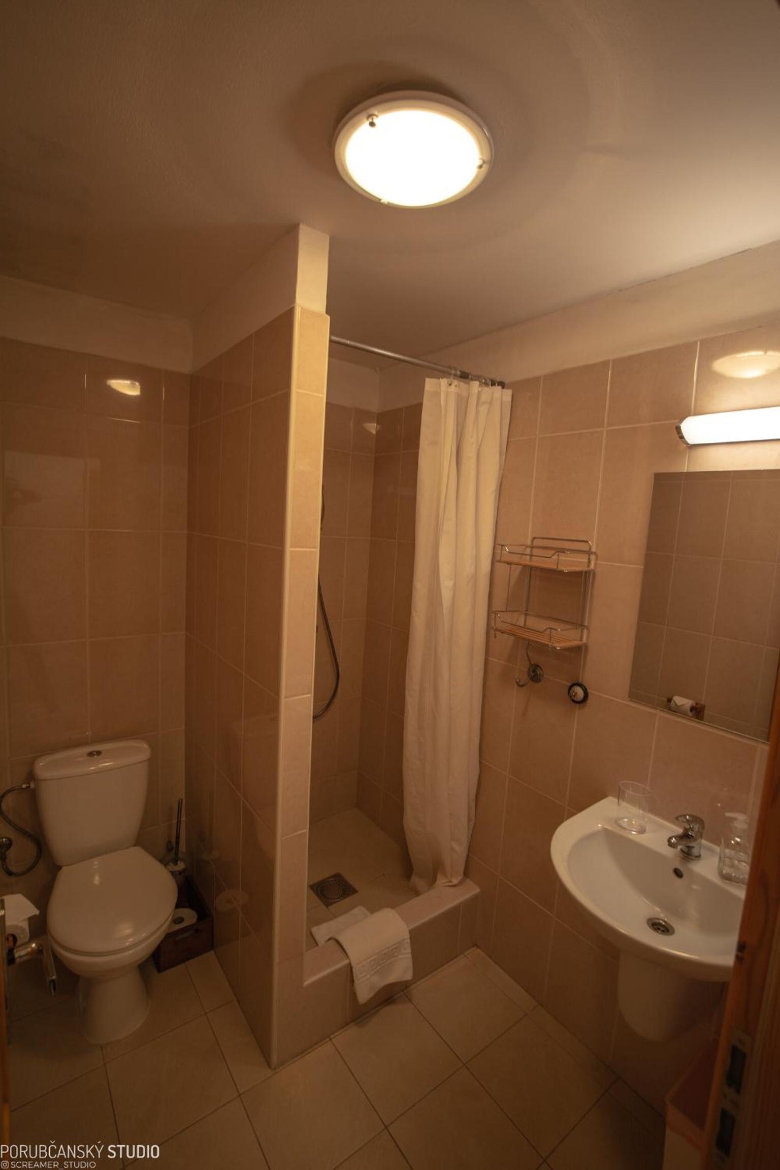 Standard Double Room photo 3