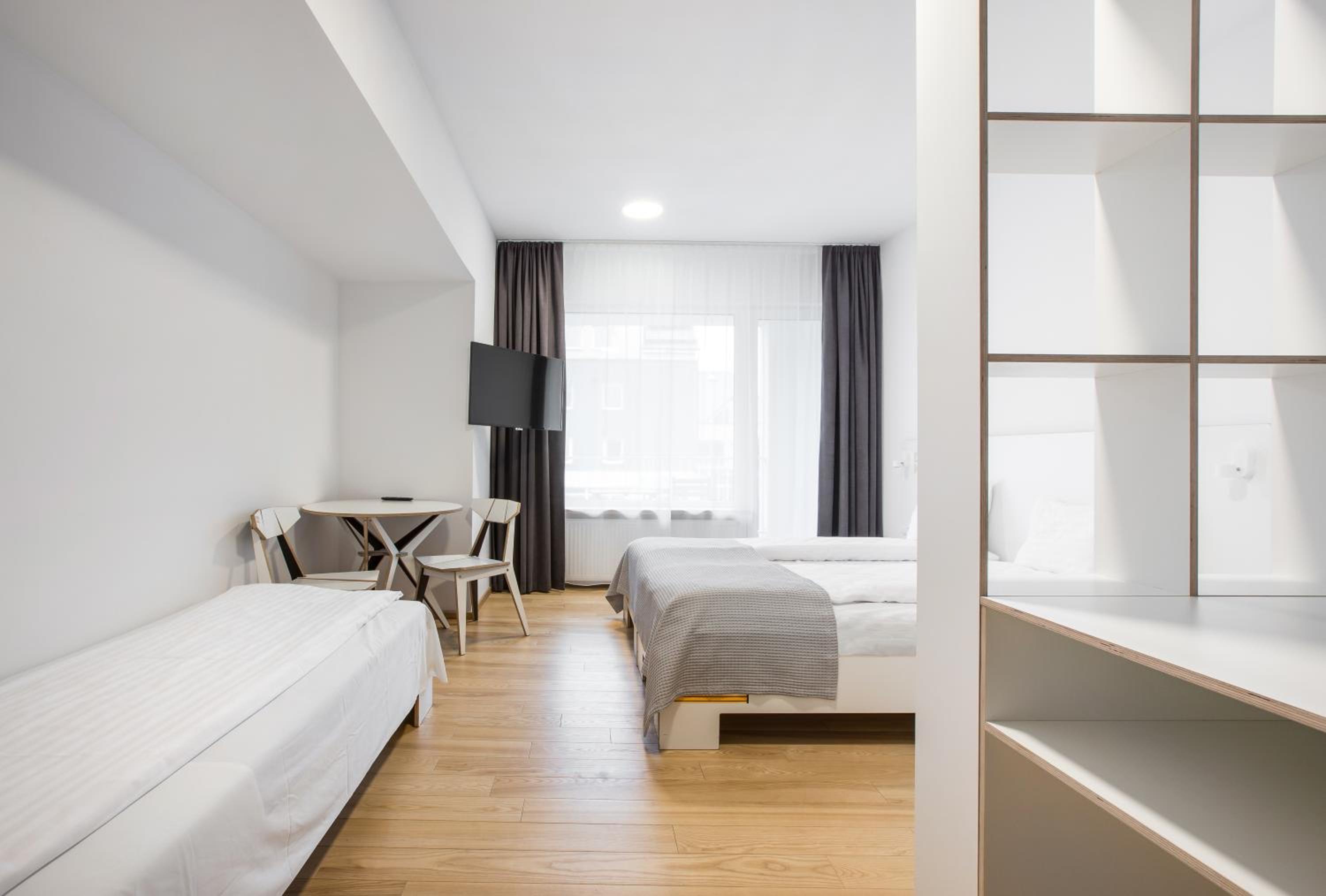 Triple Room with Balcony - Photo 3