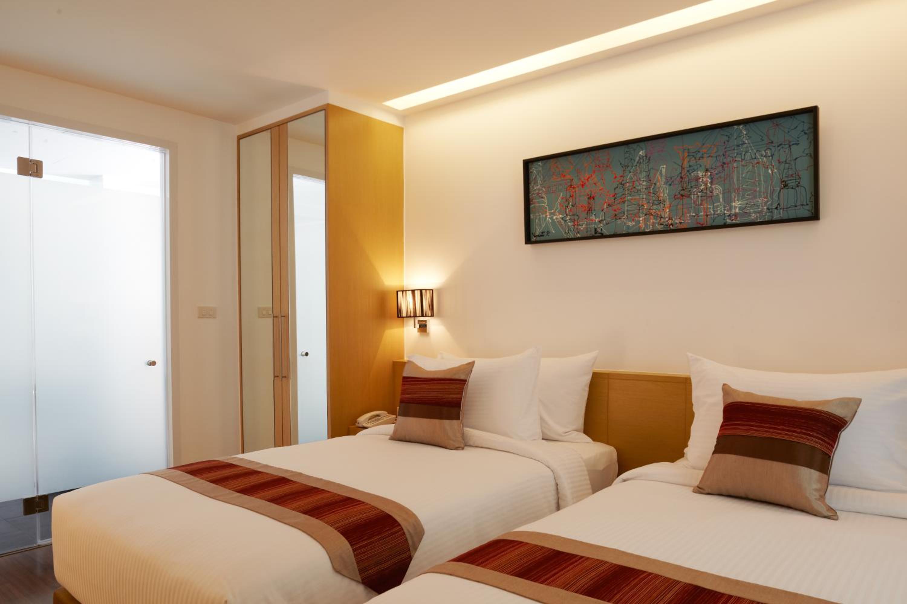 Superior Twin Room photo 3