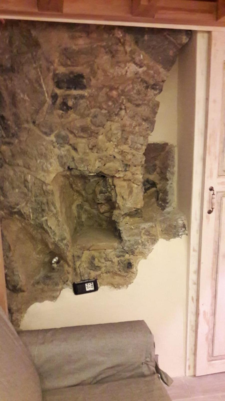 One-Bedroom House - Photo 41